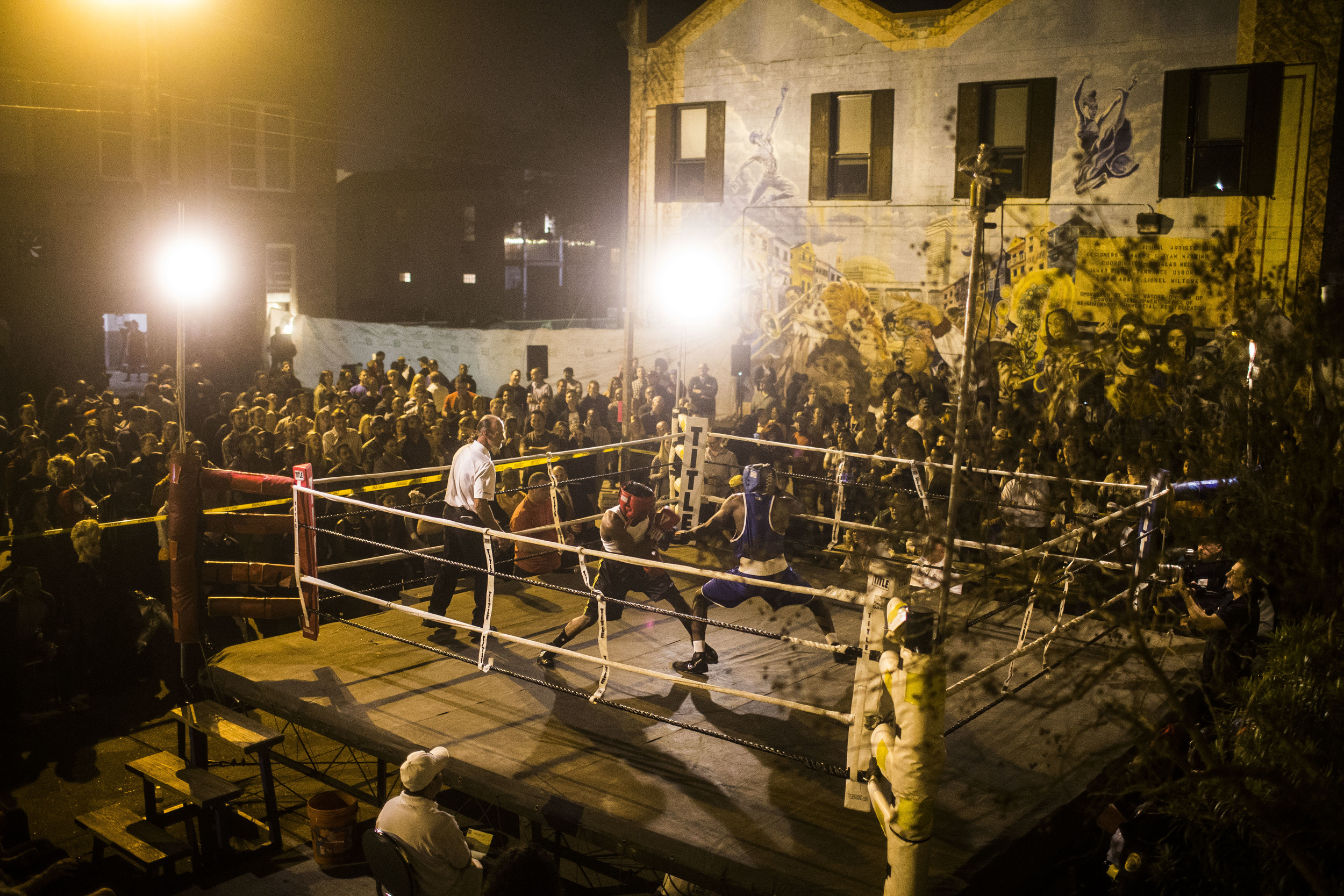 'Friday night fight', an amateur street boxing league