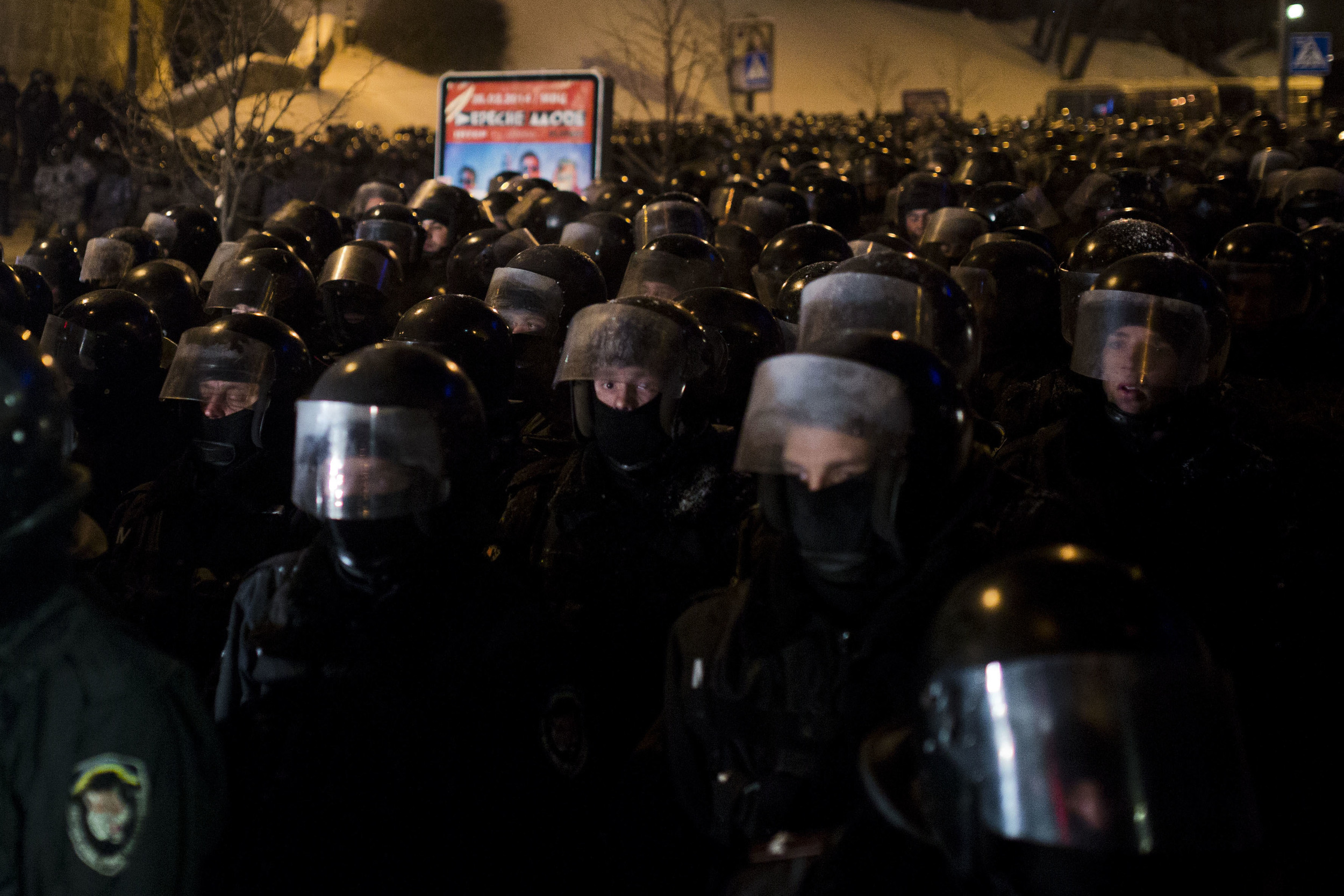  Riot police officers prepare for an attempt to dissolve the crowd that gathered at Kiev's main square Maidan 