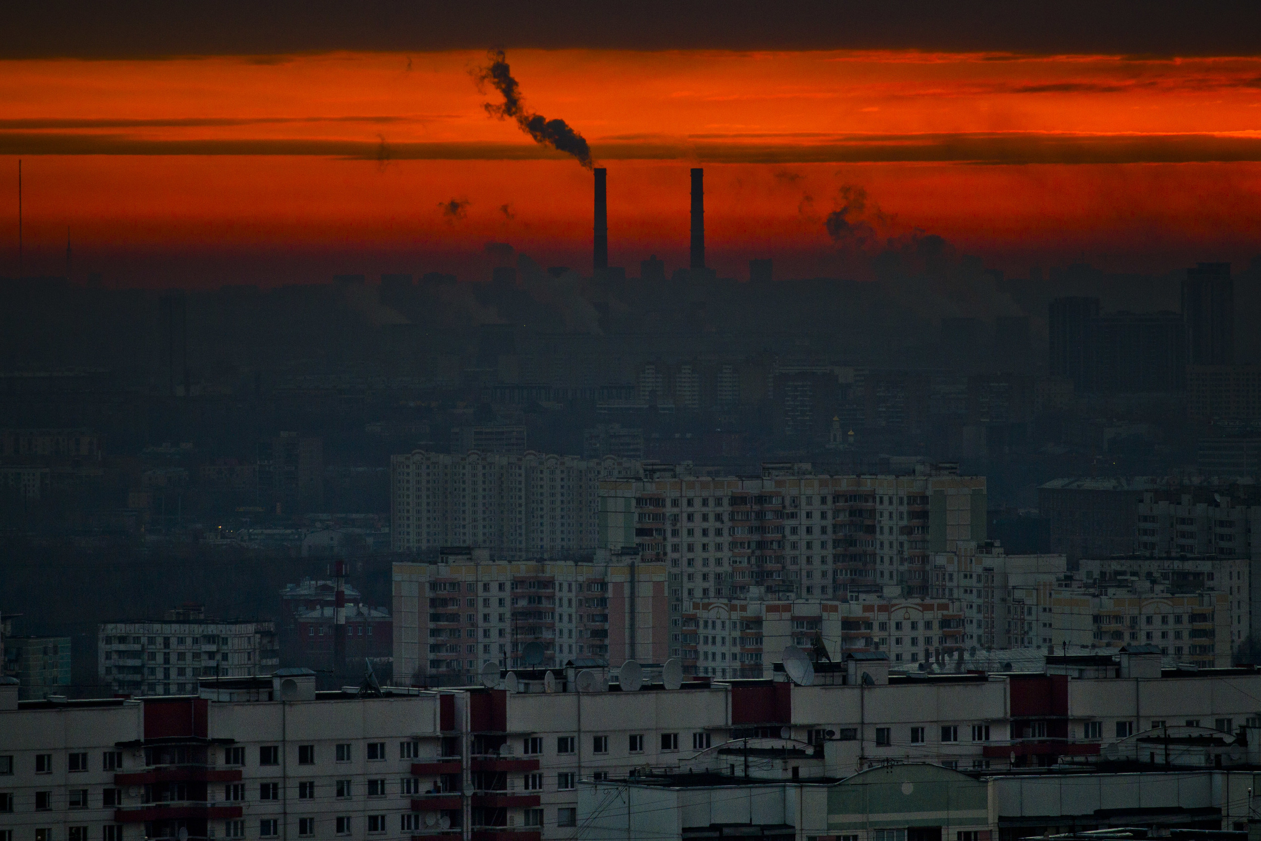 A sunrise in Moscow. November 15, 2012