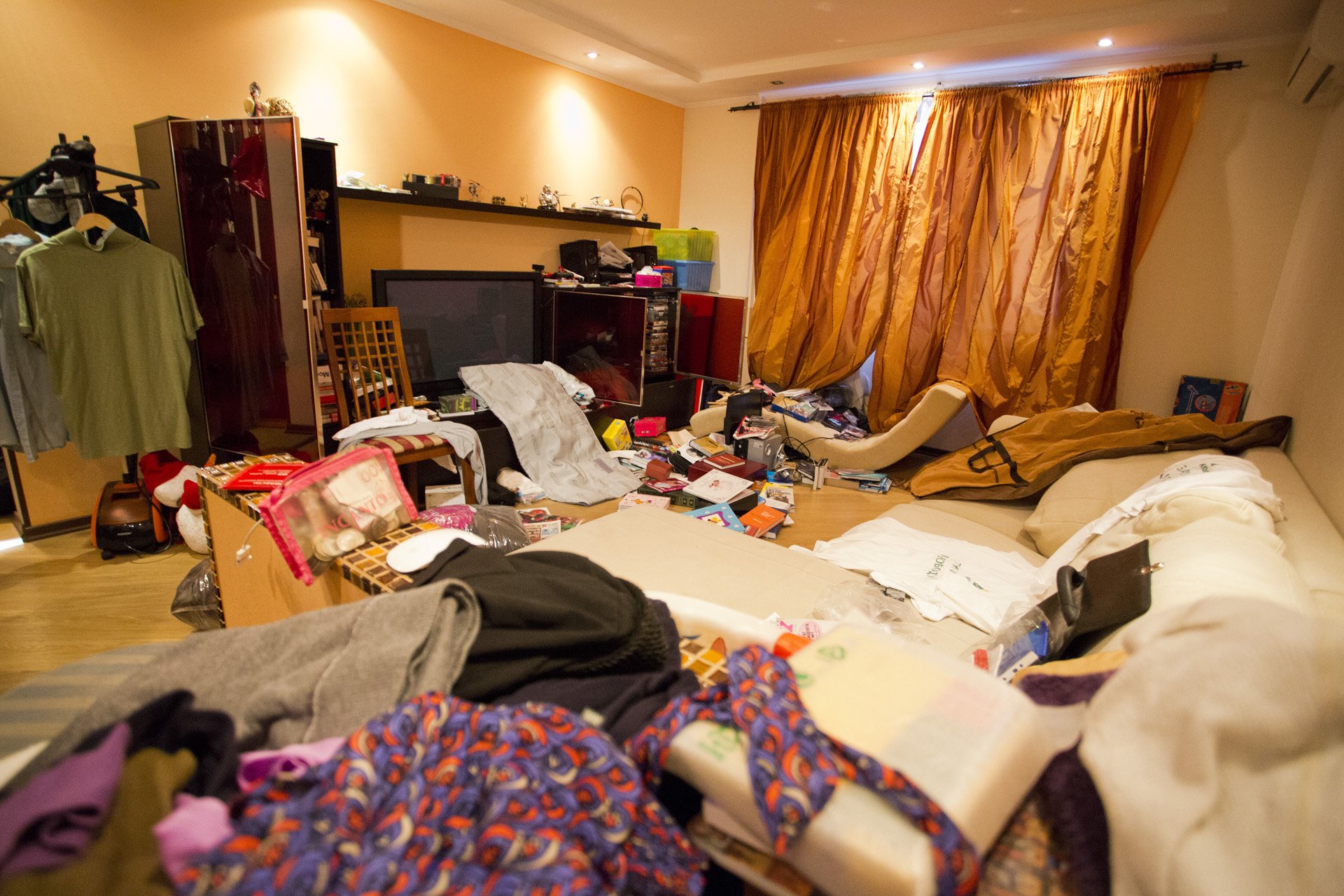  Alexey Navalny’s apartment in Moscow, Russia is seen after a police raid on June 11, 2012. The apartment was being searched for 13 hours and masked police officers carried all the laptops and VHS cassettes out afterwards. This search happened to be 