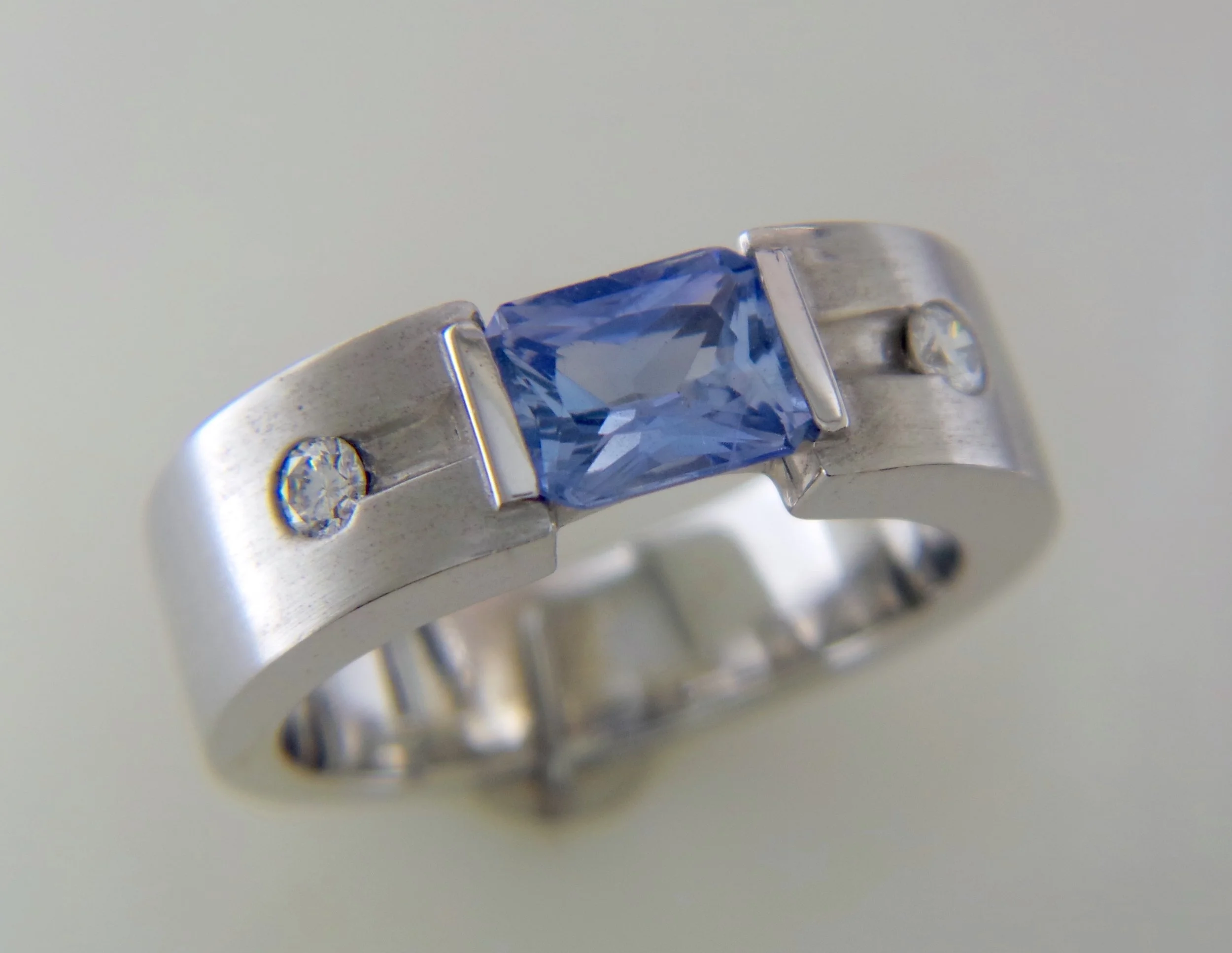 Men's sapphire and diamond band