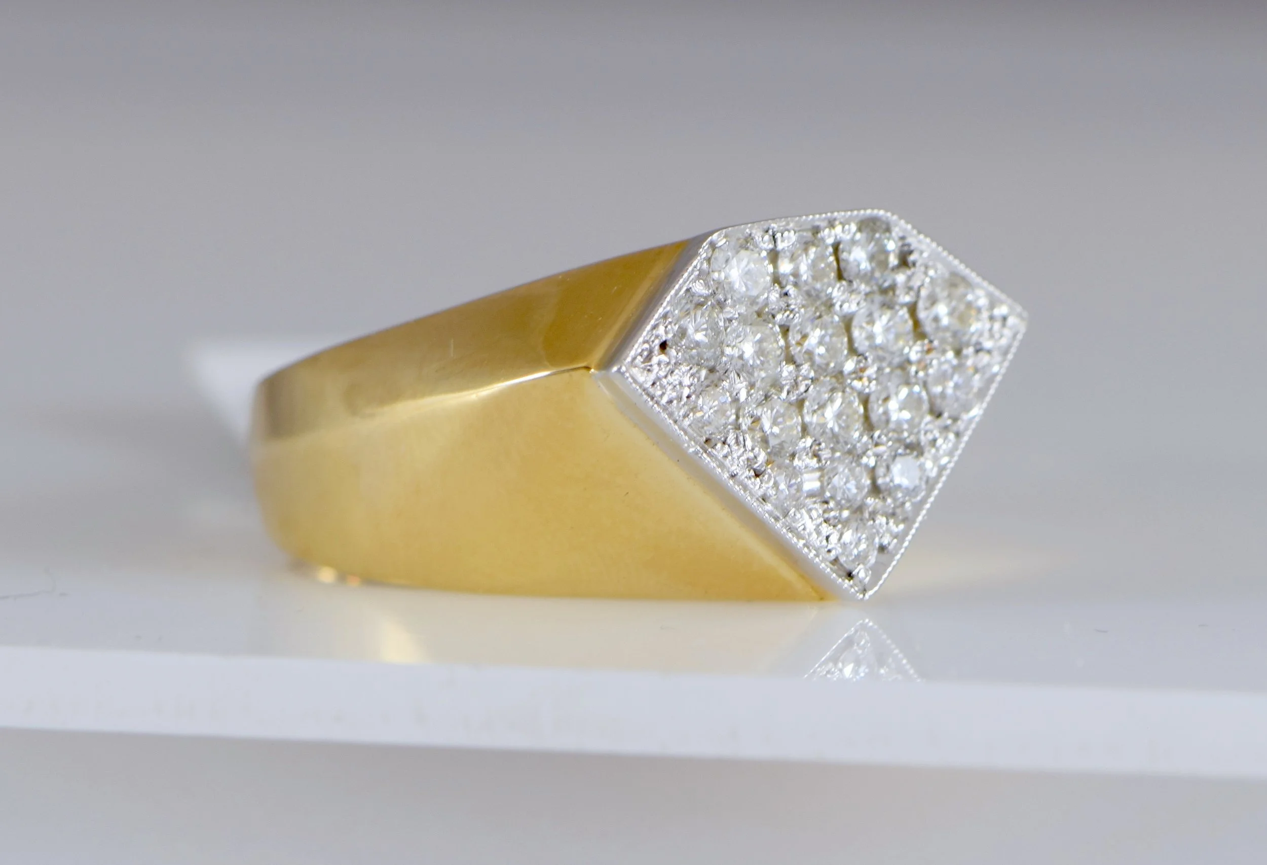 Men's 'superman' diamond ring