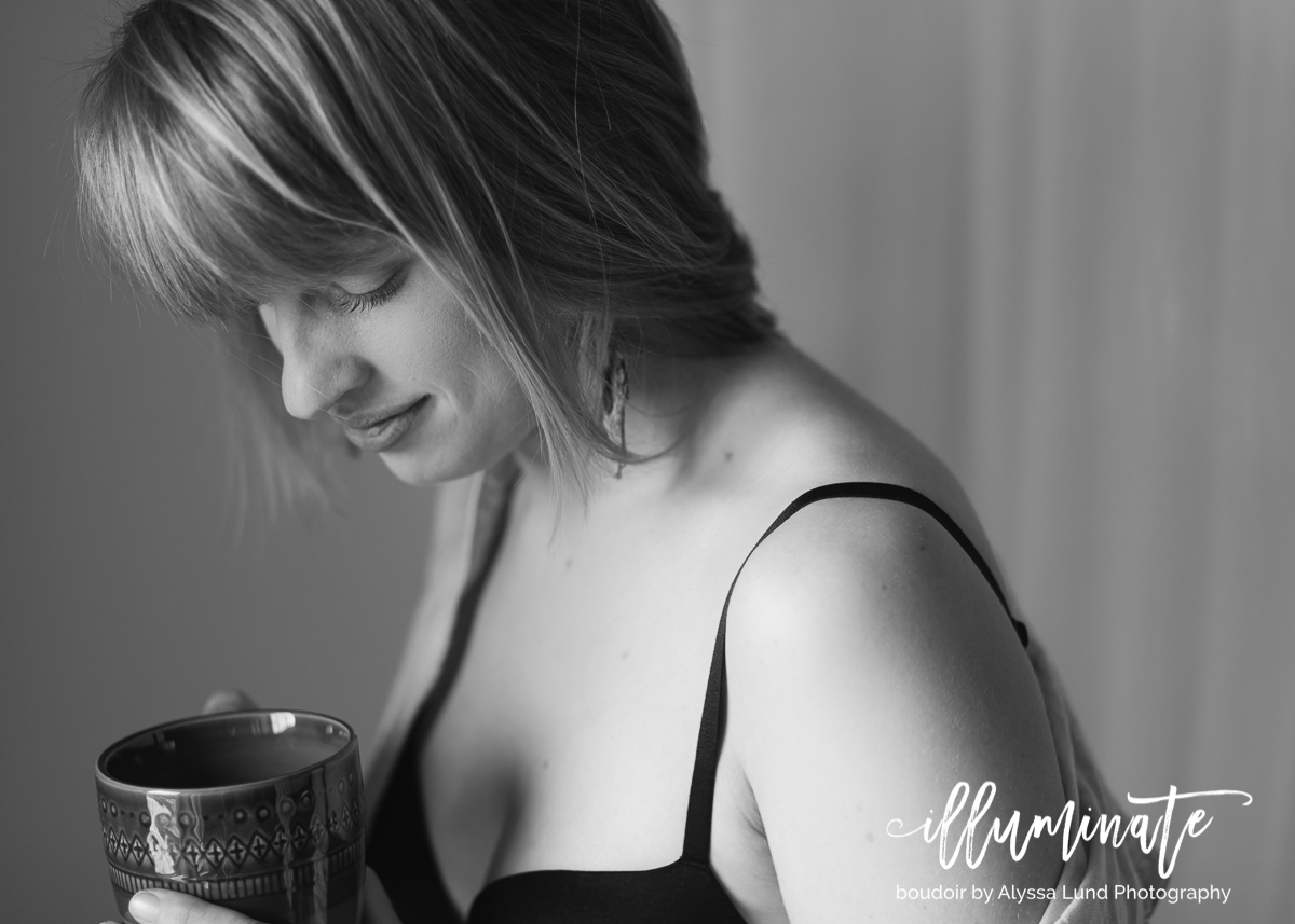 Minneapolis boudoir portrait with coffee