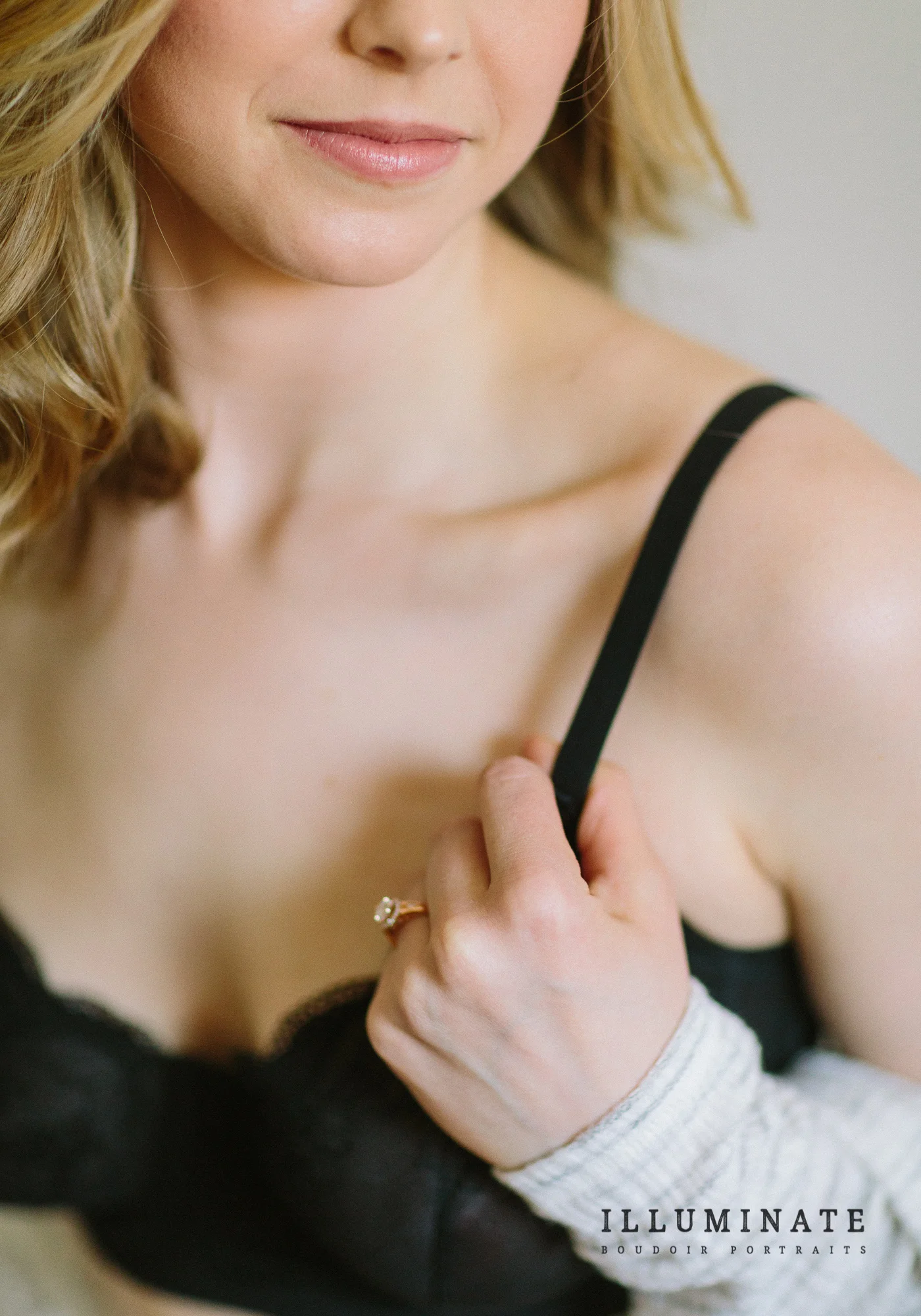 Megan Boudoir-03.jpg