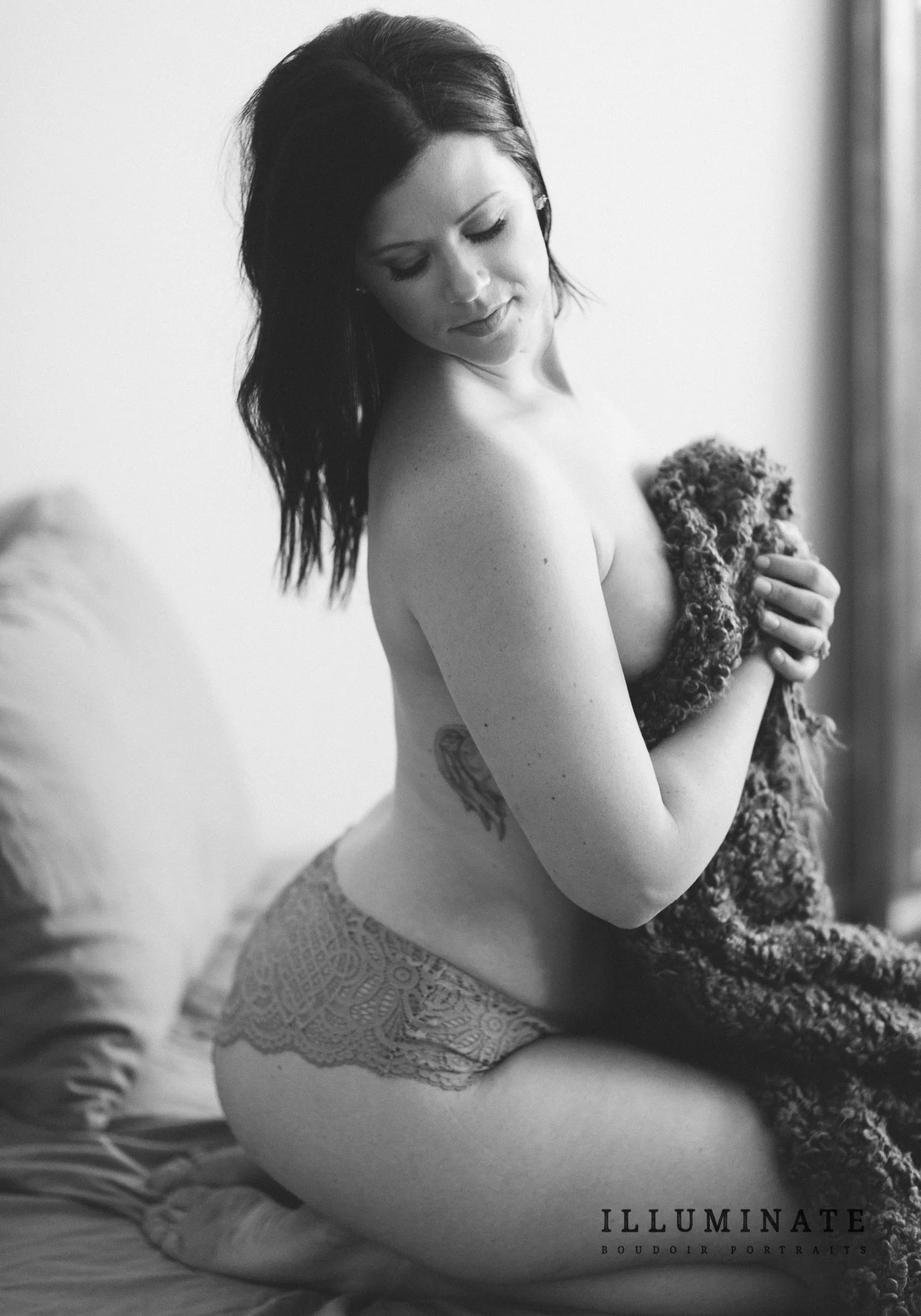 Carly Boudoir-21.jpg