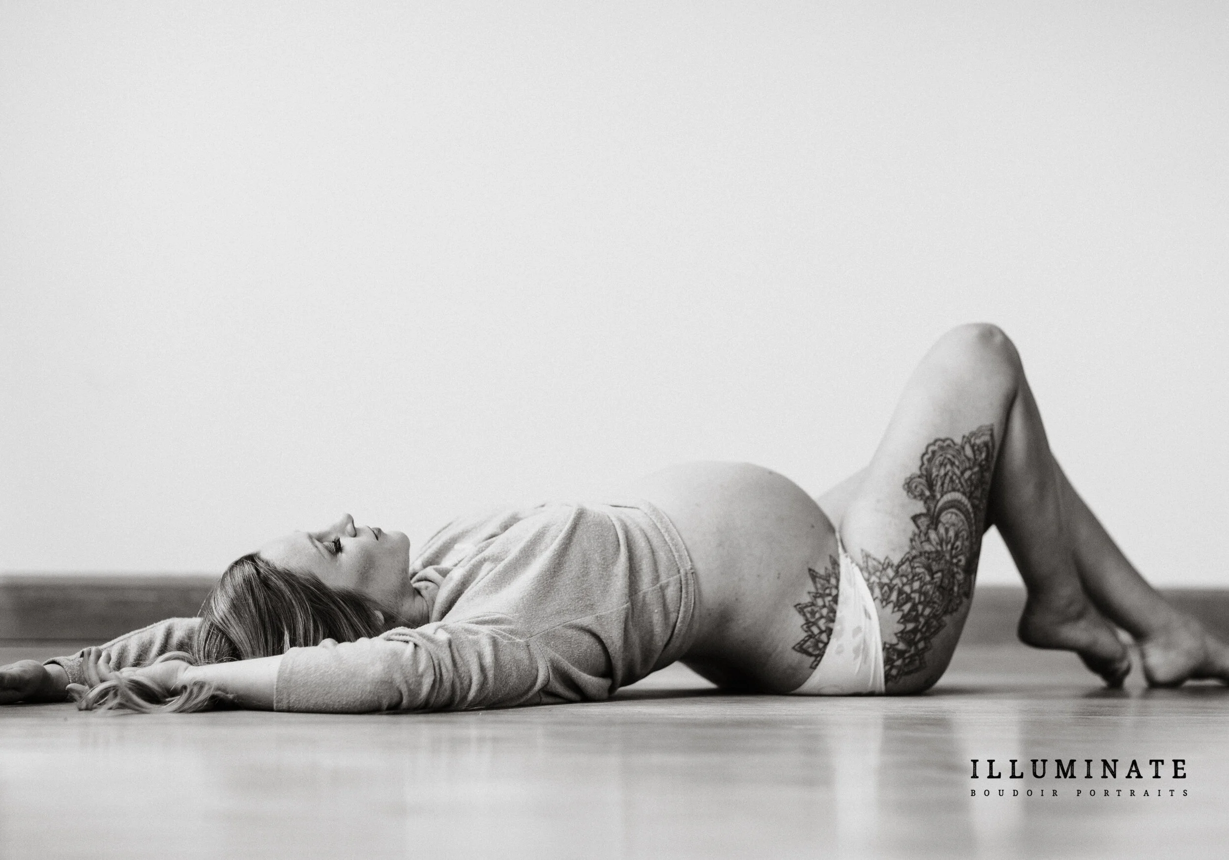 Sarah Maternity Boudoir-19.jpg