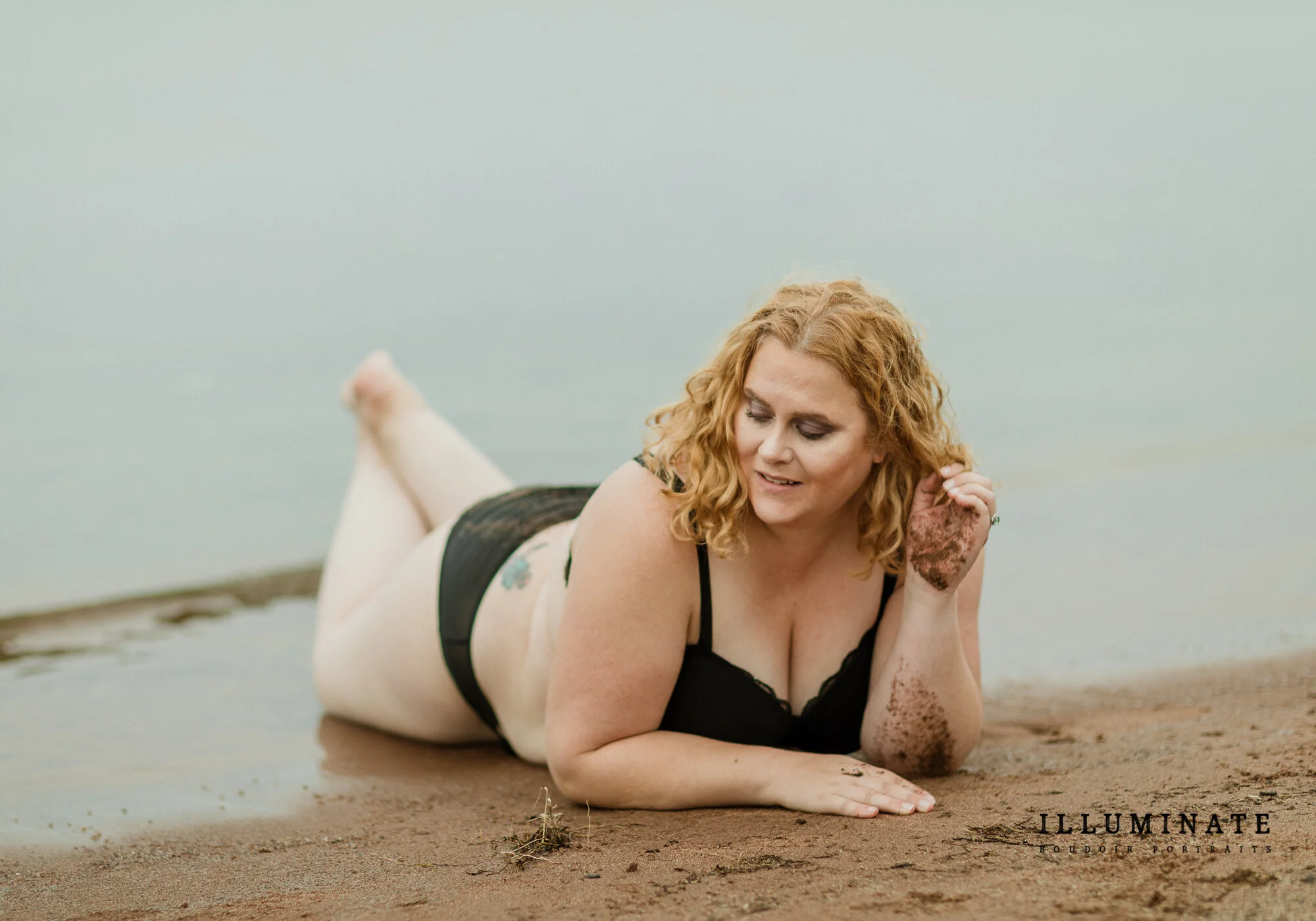 Minnesota Outdoor Boudoir Portaits lake superior-18.jpg