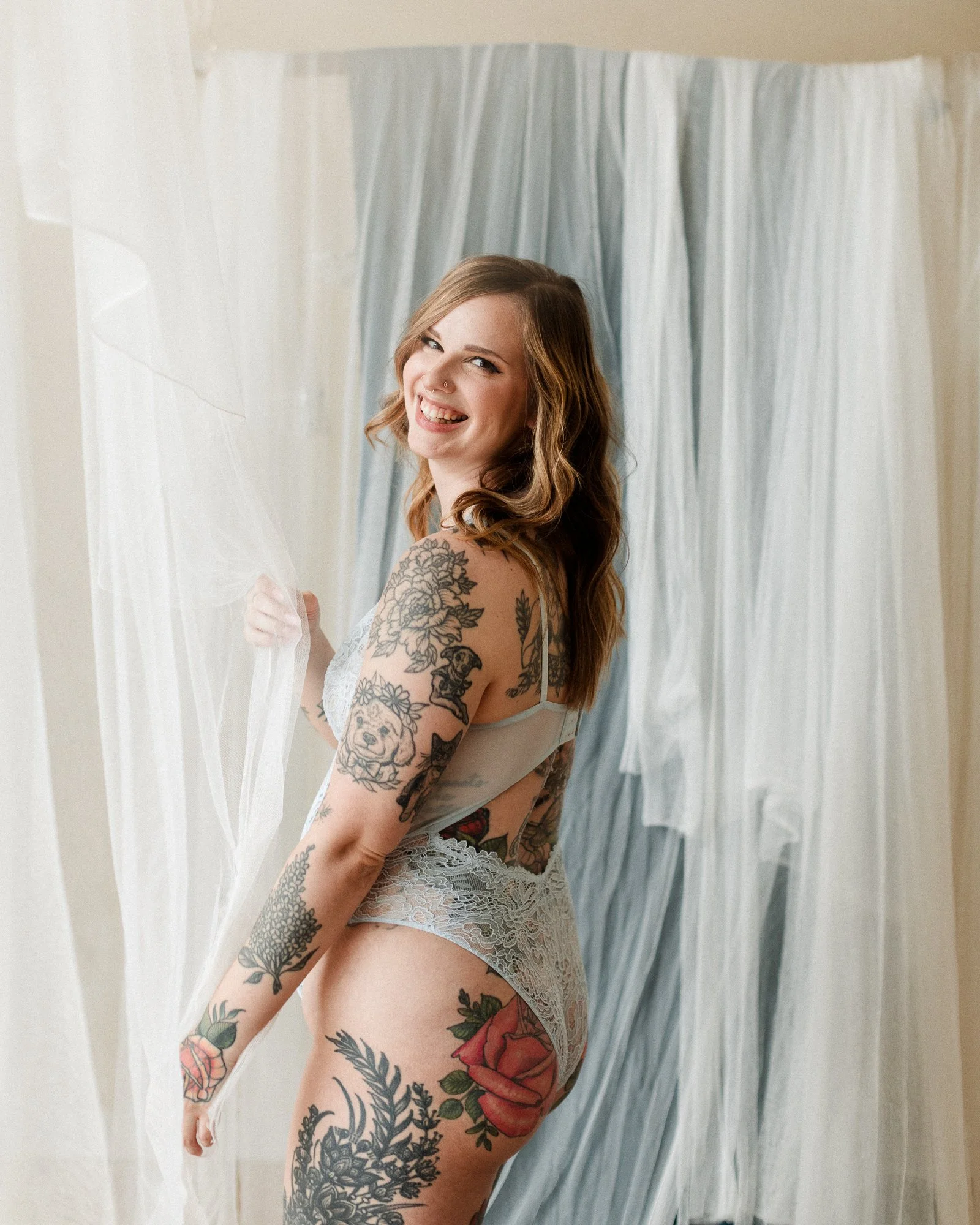 romantic happy boudoir photography with flowers-35.jpg