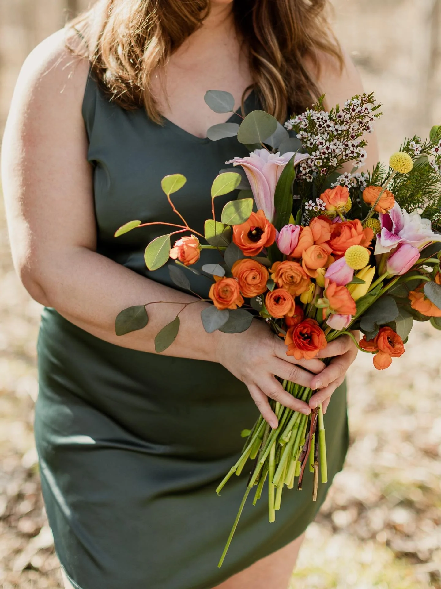 S was my first client to combine outdoor + flower boudoir, and I&rsquo;m really delighted with how the two complemented each other!⁠
⁠
It was early spring, and the trees and grasses were just starting to show their first signs of green. The sun was b