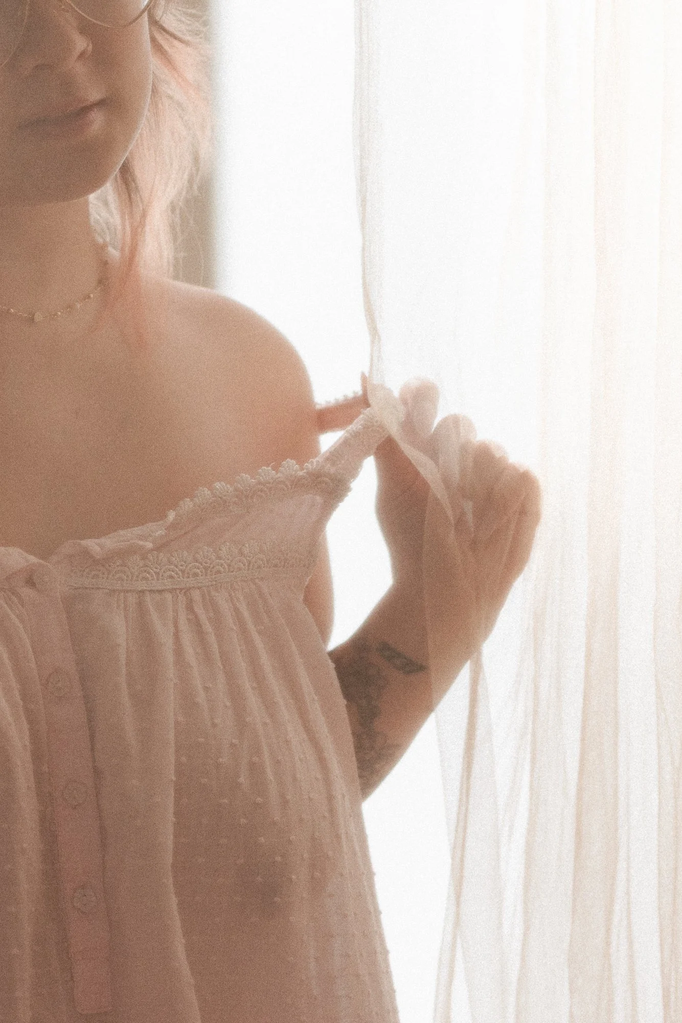 artistic fat-positive boudoir photography by Illuminate Boudoir-24.jpg