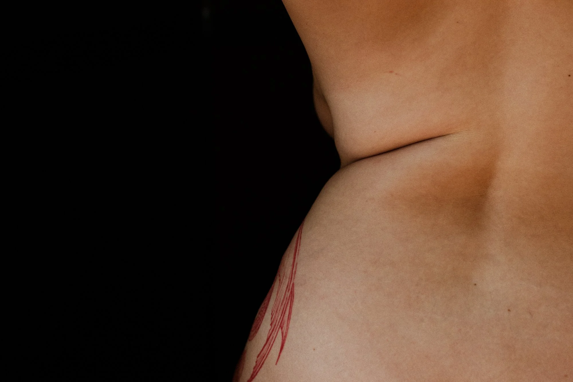 artistic fat-positive boudoir photography by Illuminate Boudoir-41.jpg