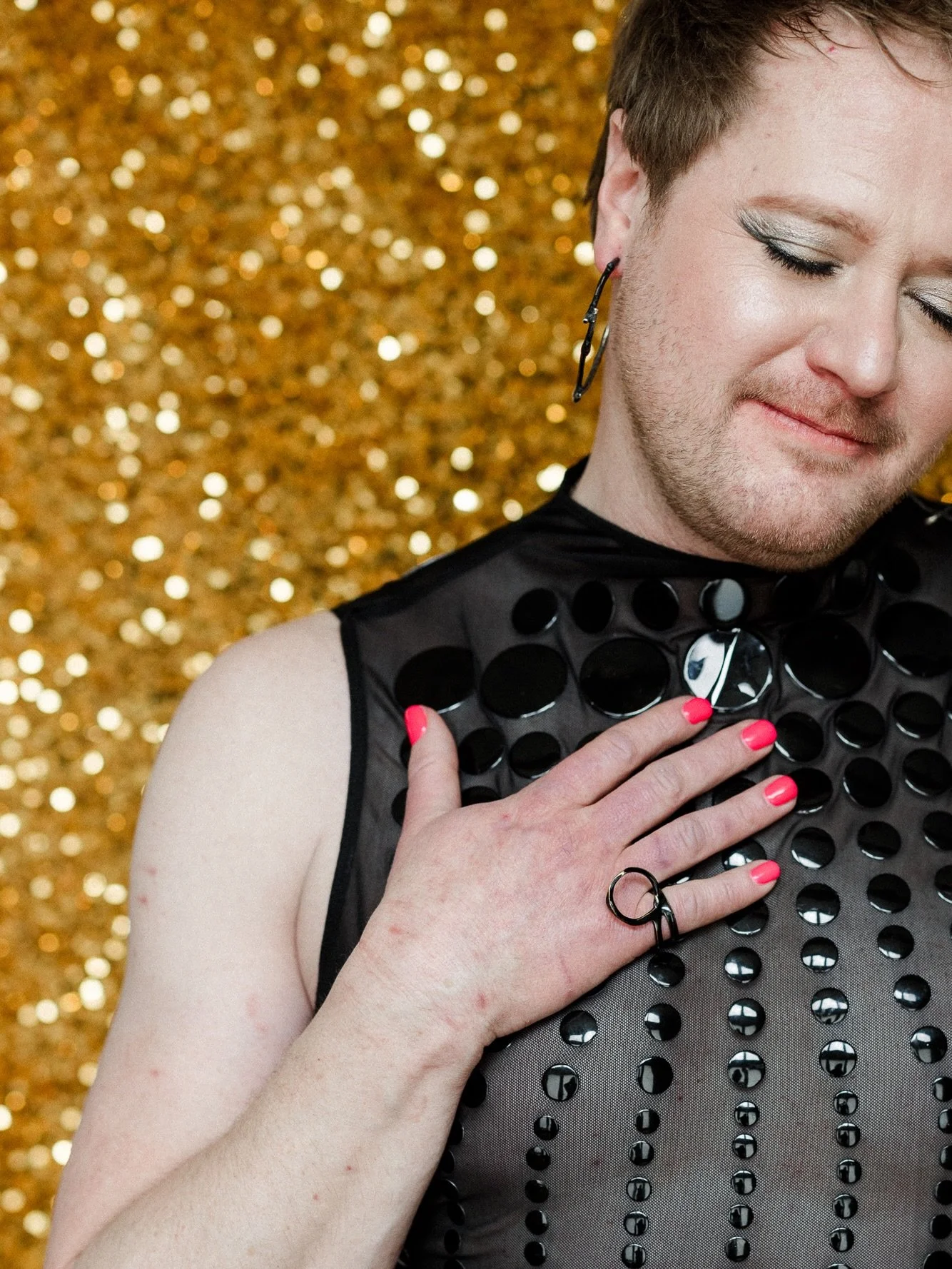 You might recognize her from last year -- my beautiful client Nikki was back for her second session and we hit a whole new level of joy and beauty and self-love captured here. ❤️