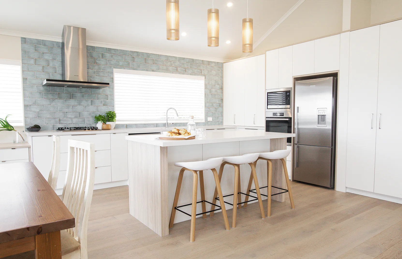 HKirsten Ford Design-Light and bright-Kitchen-17.jpg