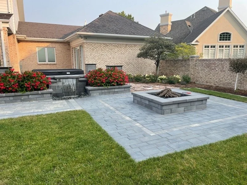 Firepit and water feature.jpg