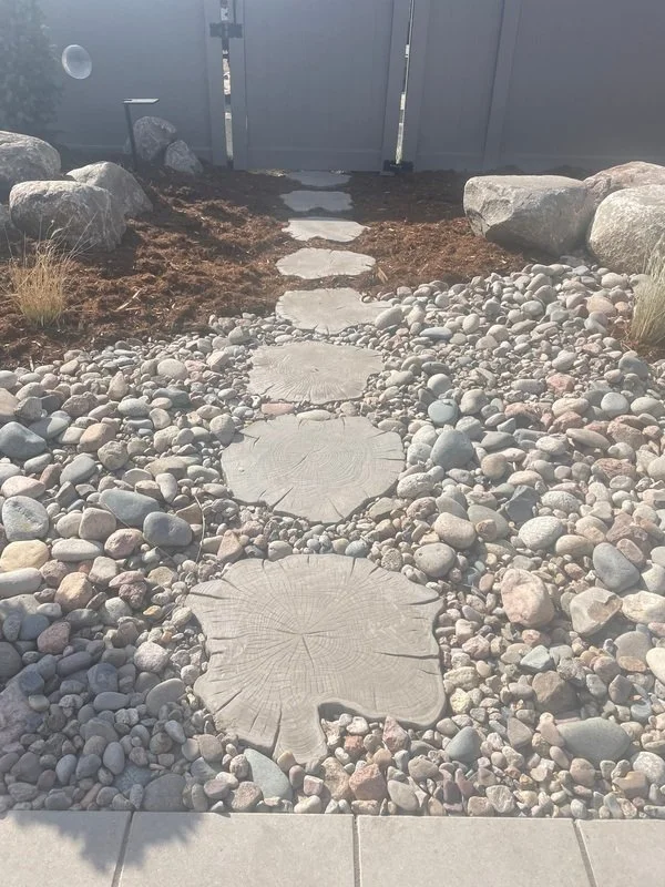 Flagstone Walkway 2.jpg