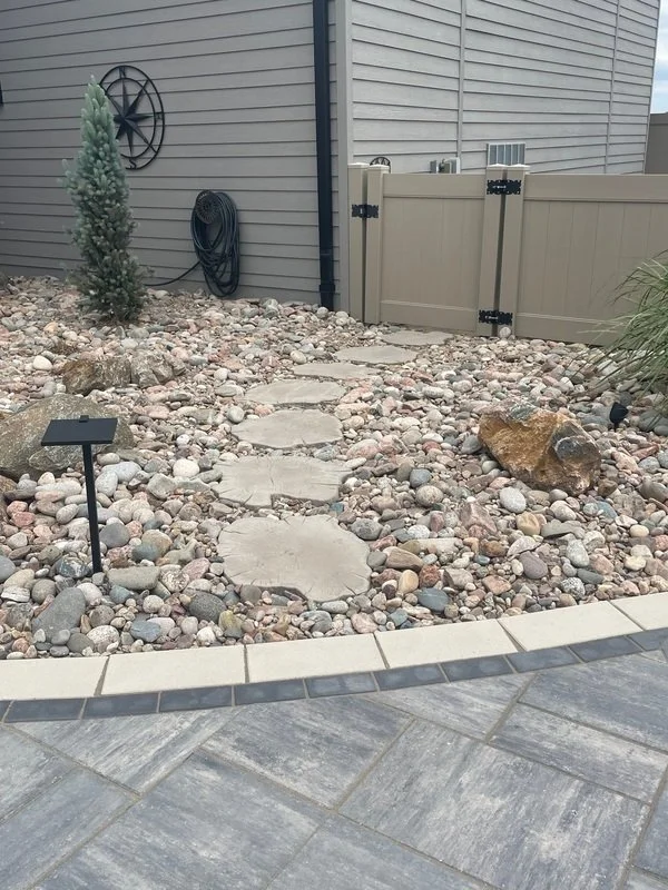 Flagstone Walkway 3.jpg