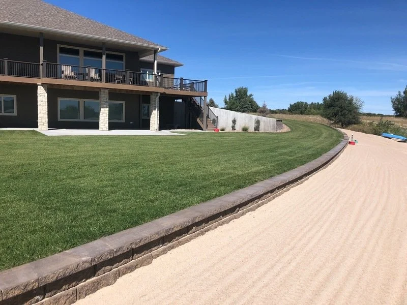 Retaining Wall 2.jpg