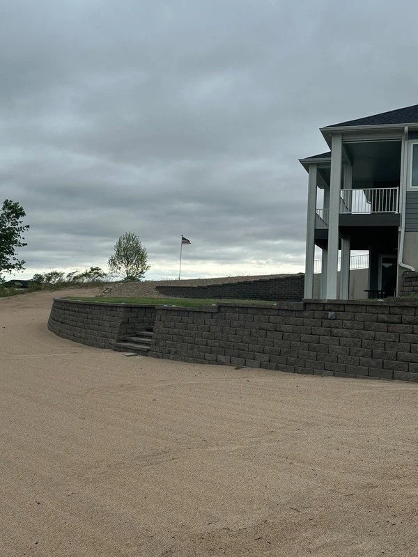Retaining Wall 2(1).jpg