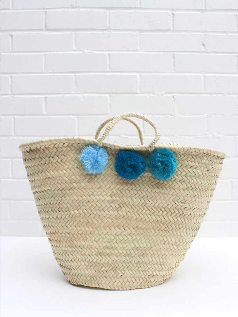 pom pom blue.jpg