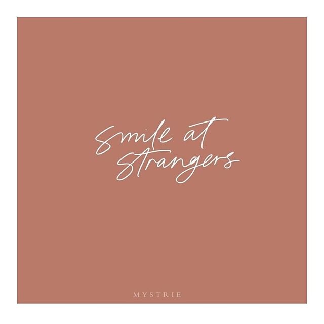 One thing I&rsquo;ve noticed while out walking, riding etc. 
How good is a simple smile in these shitty times 🤍😊
#smileatstrangers #warmth #smalltown #stayhome #myclarencevalley #northernnsw #yamba 
Beautiful hand lettering by @mystrie ..
.
.
.
.
.