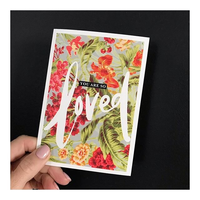 My daughters pick to send to her Gran, letting her know how much she misses her 👌🏼💚
Who do you know that could do with receiving this in the post next week?! #isolife #stayhome #sendlovenotes #snailmail #writeletters #greetingcards .
.
.
.
.
.

#s