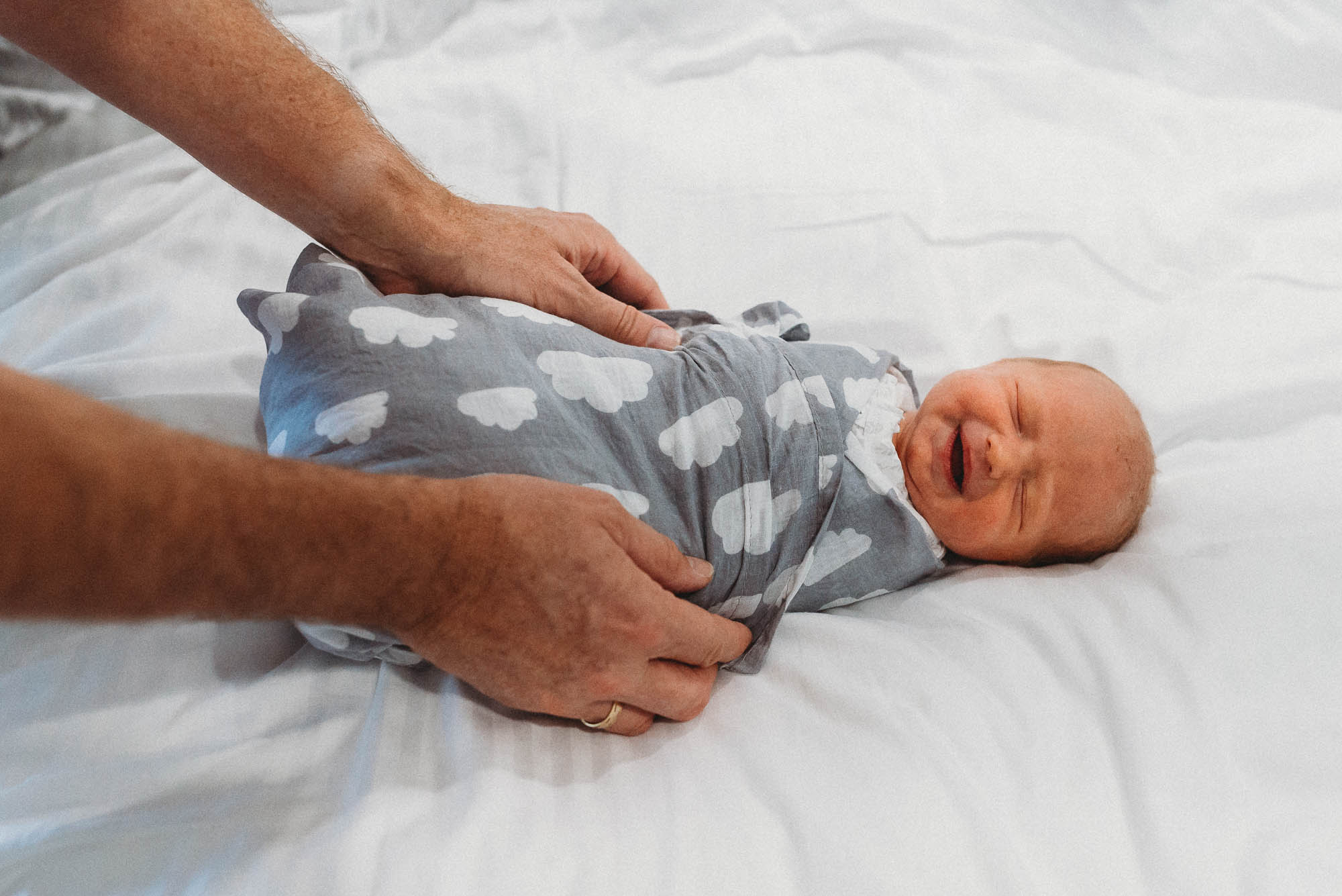 newborn-smiling-at-hospital-melbourne