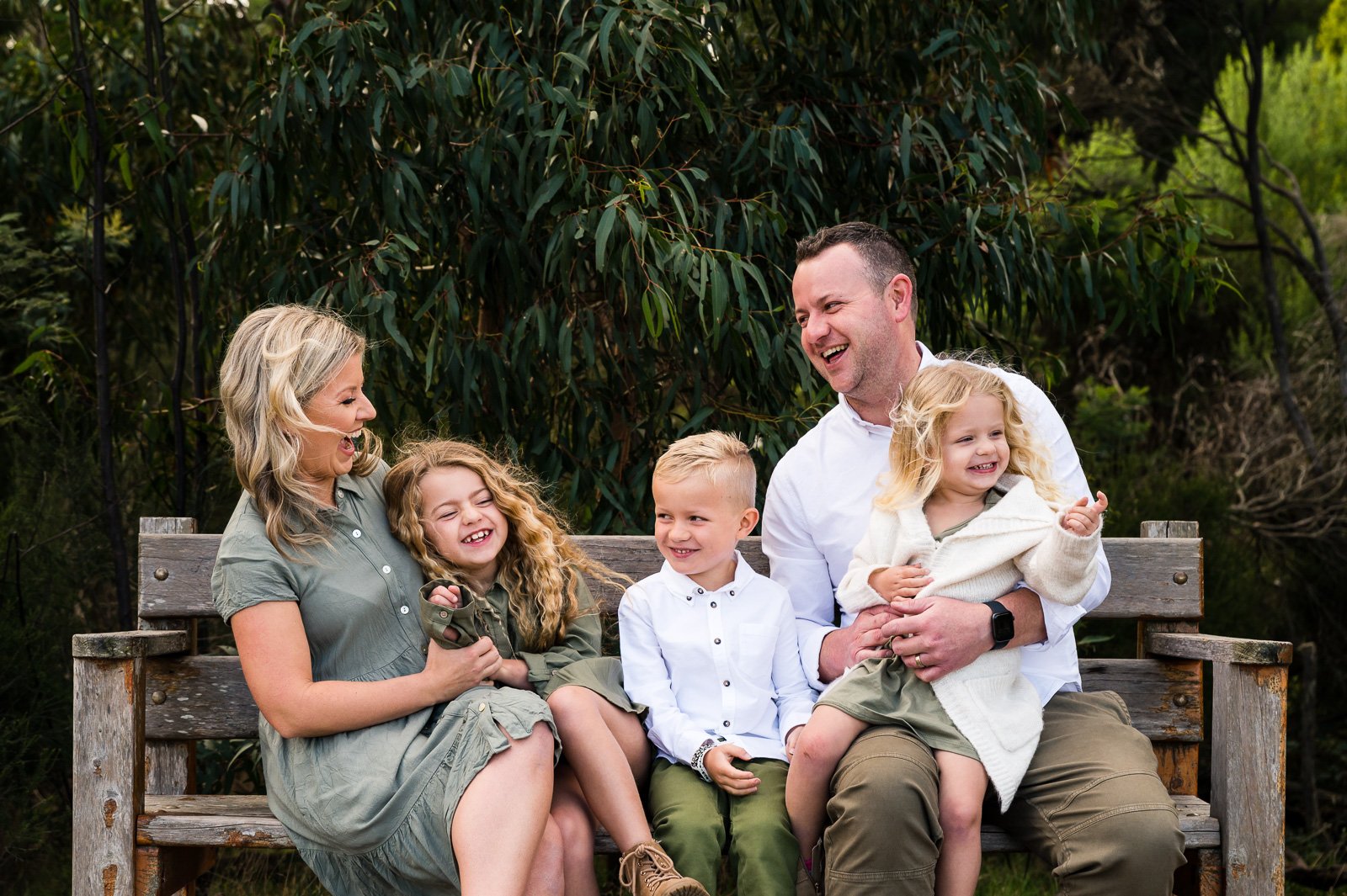 melbourne_family_photographer_together_laughing_bench_park_outdoors-1.jpg