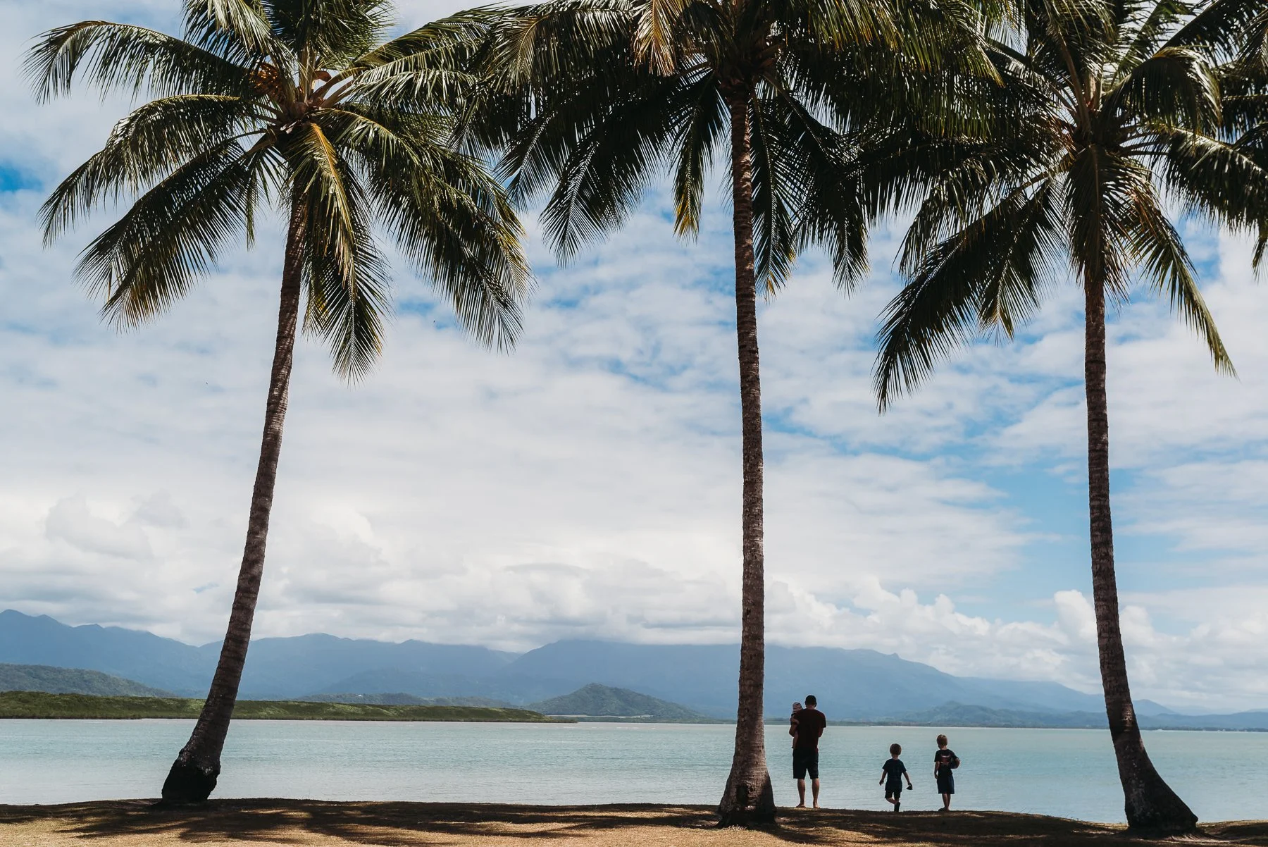 Queensland Travel Sessions | Family and Newborn Photographer