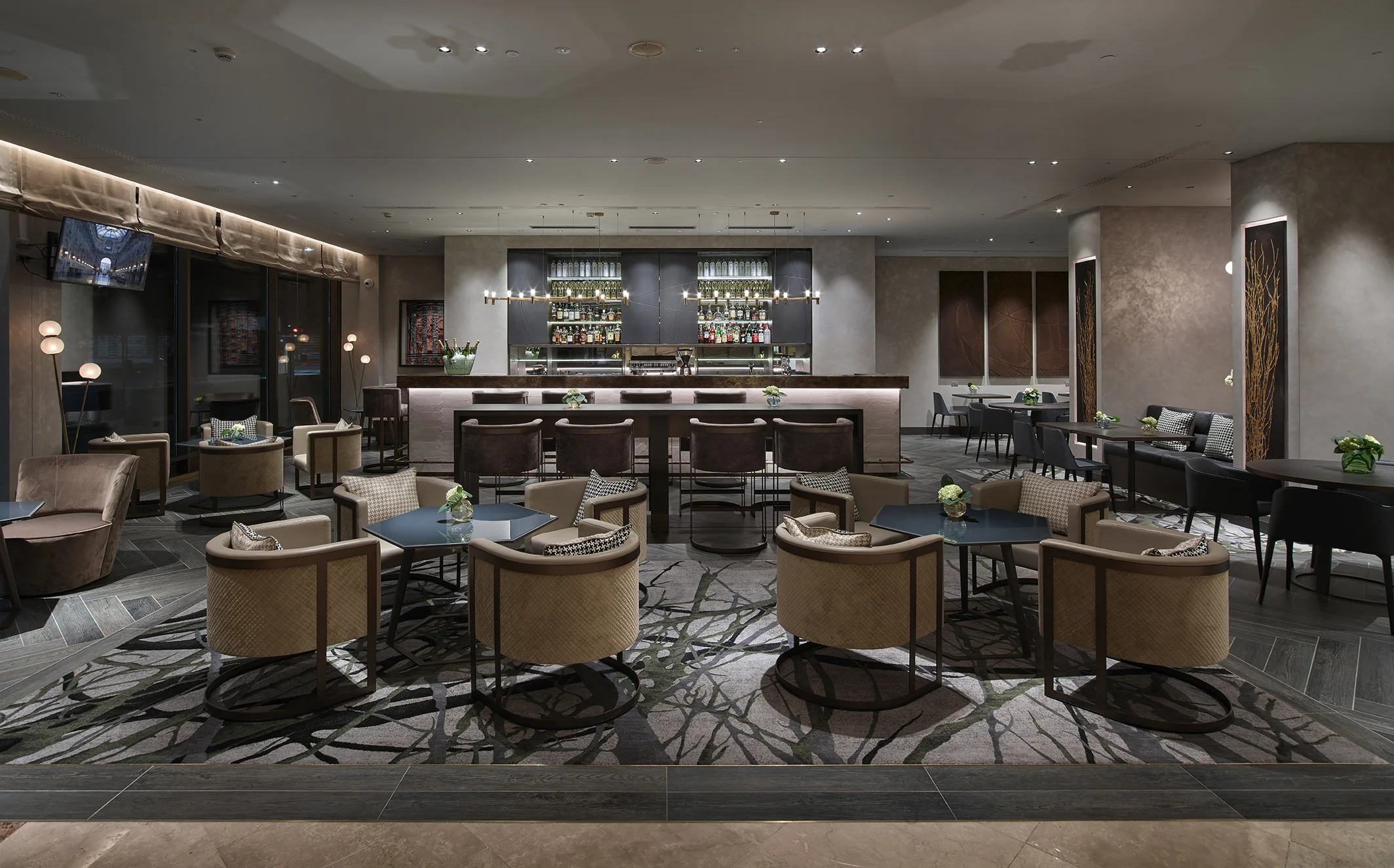 Hilton Milan Hotel Lobby Bar