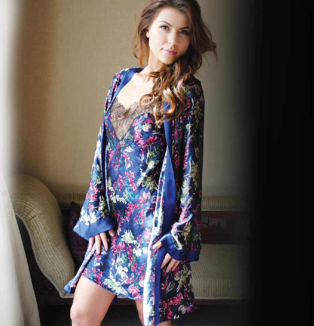 printed robe with slip