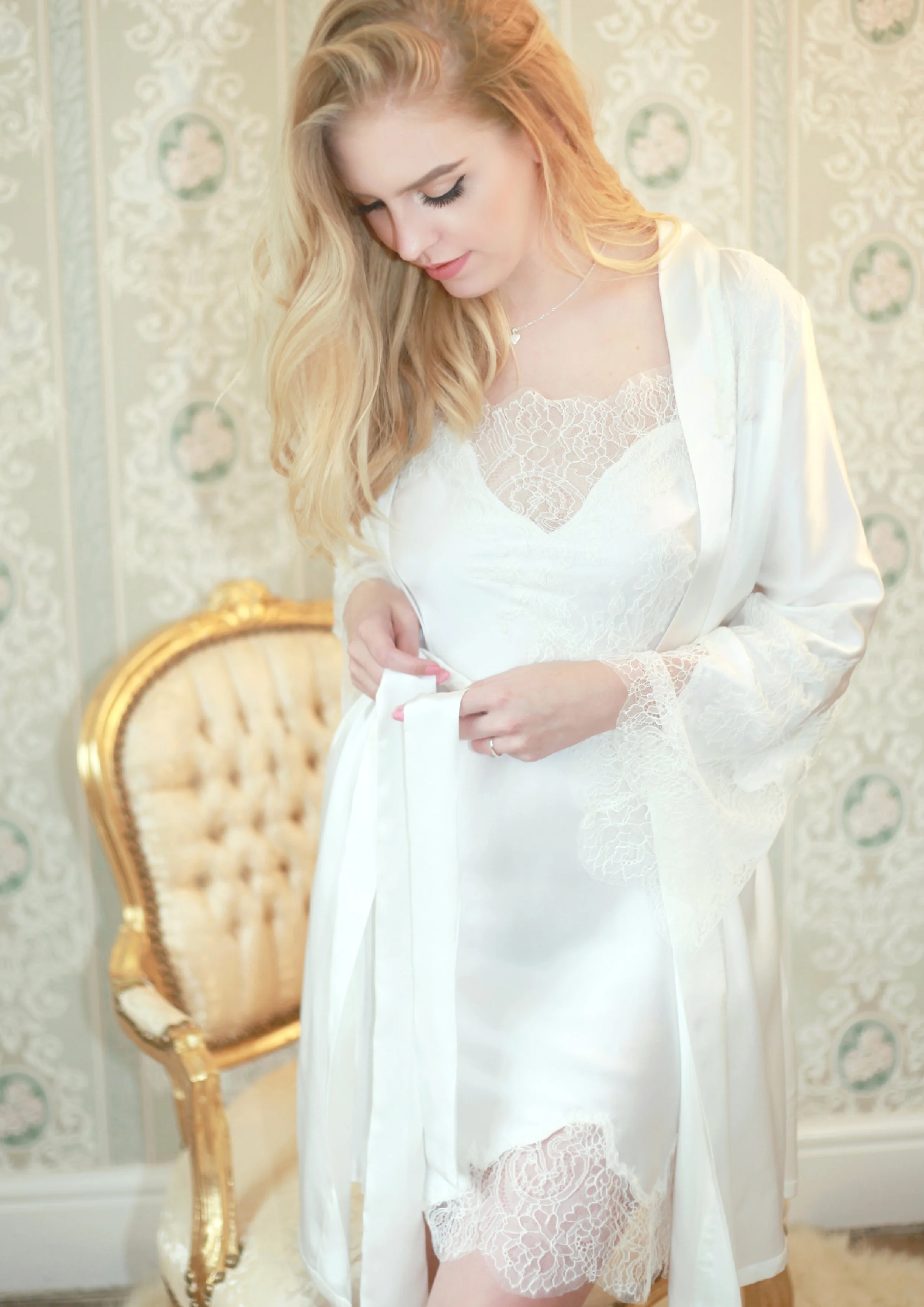 ARABELLA BRIDAL LOOK BOOK -08.jpg