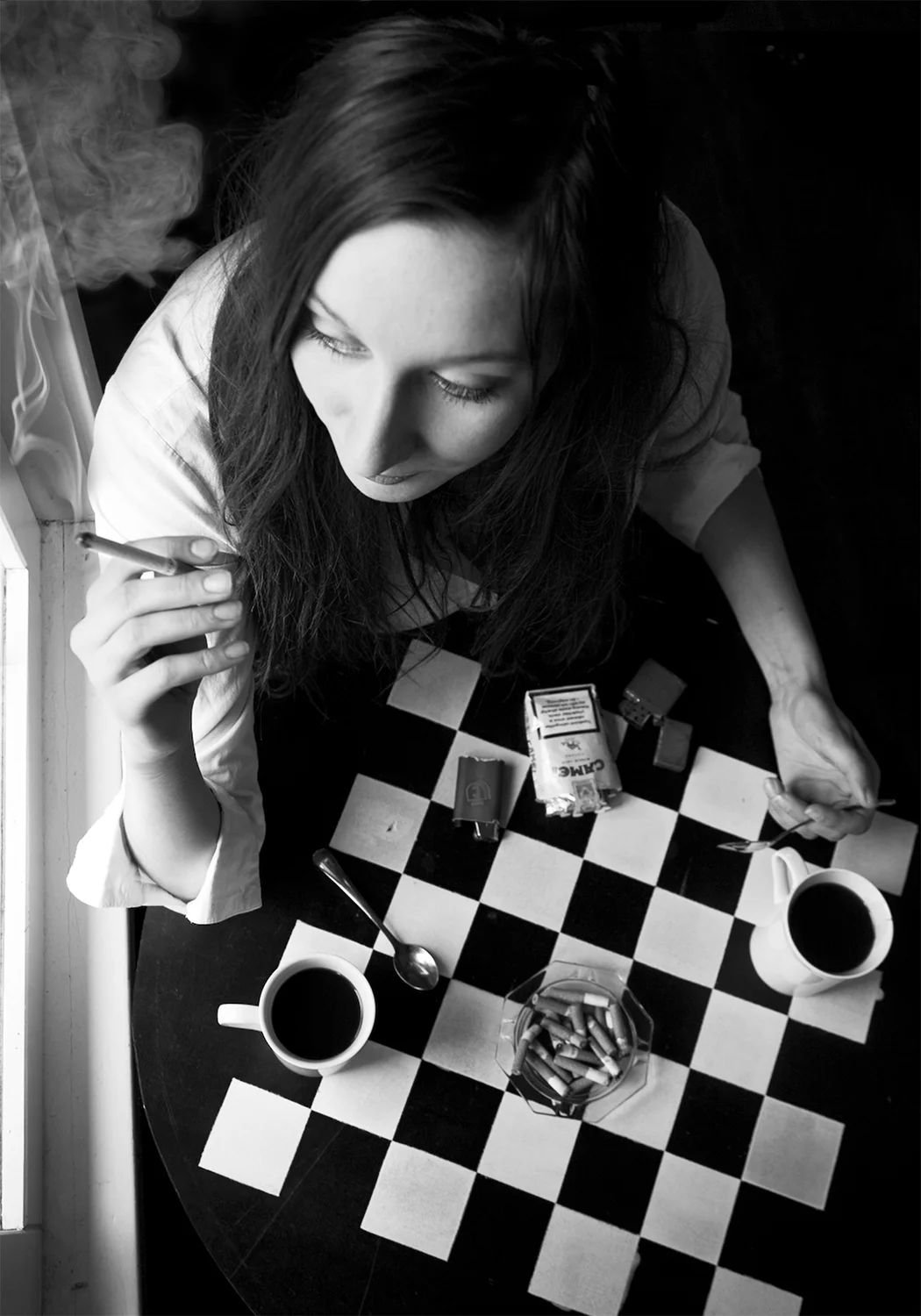 09_MinnaK_0513_Coffee&Cigarettes.jpg