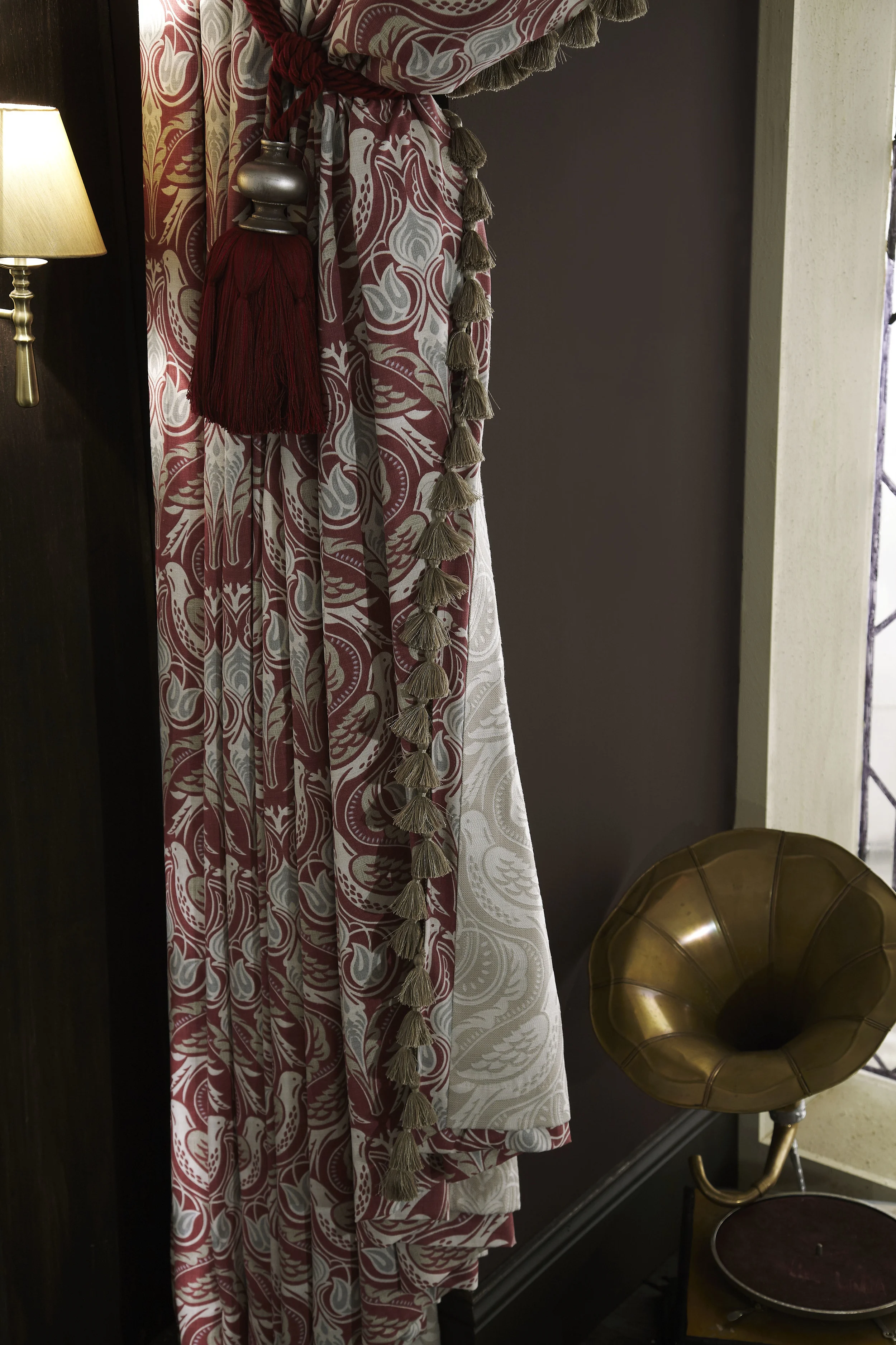 country_manor_ruby_cameo_6.jpg