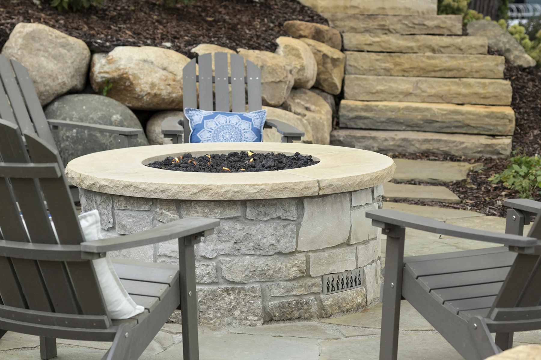 Firepit close up.jpg