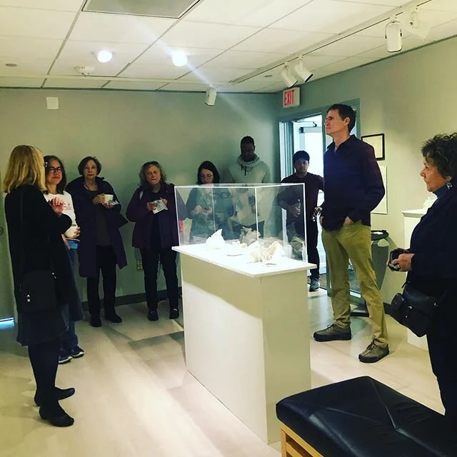 A lovely crowd of friends, colleagues art admirers and strangers turned up for my artists talk yesterday. Many thanks to all of you for your support and your wonderful thoughts and comments n #Peculiar #Feminine 
#handwoven #ch/Art #art #reliefart 
#