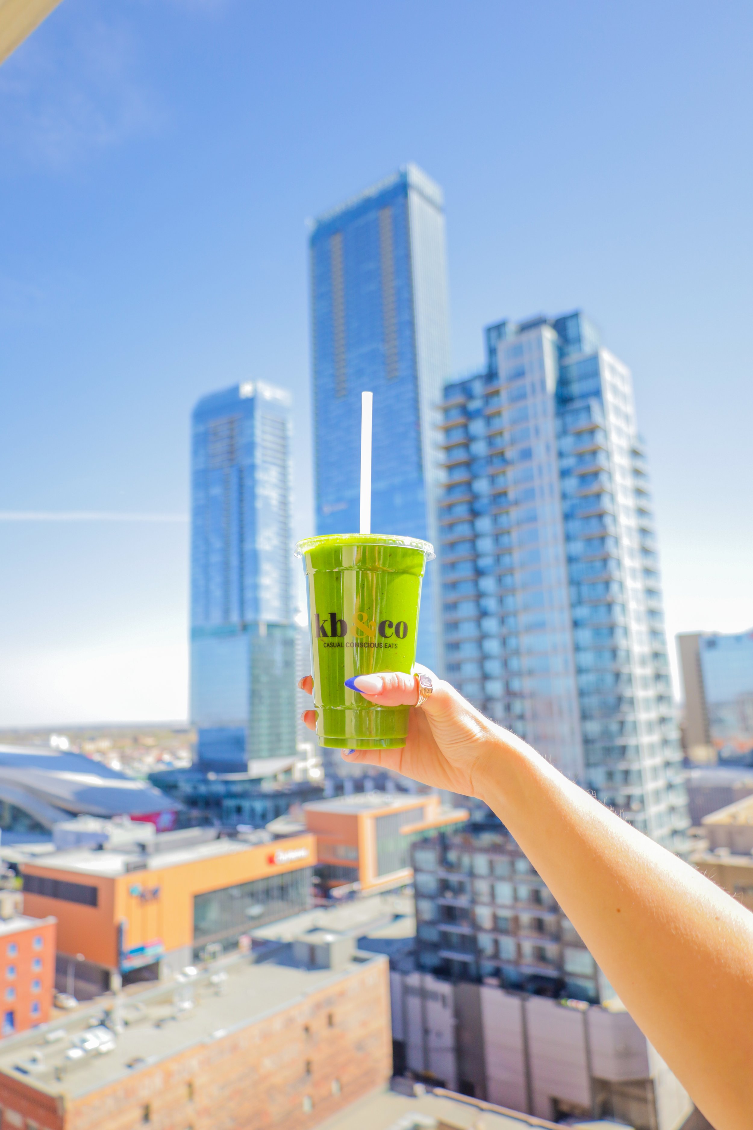 kb&co-plant-based-cafe-downtown-edmonton-smoothie.jpg