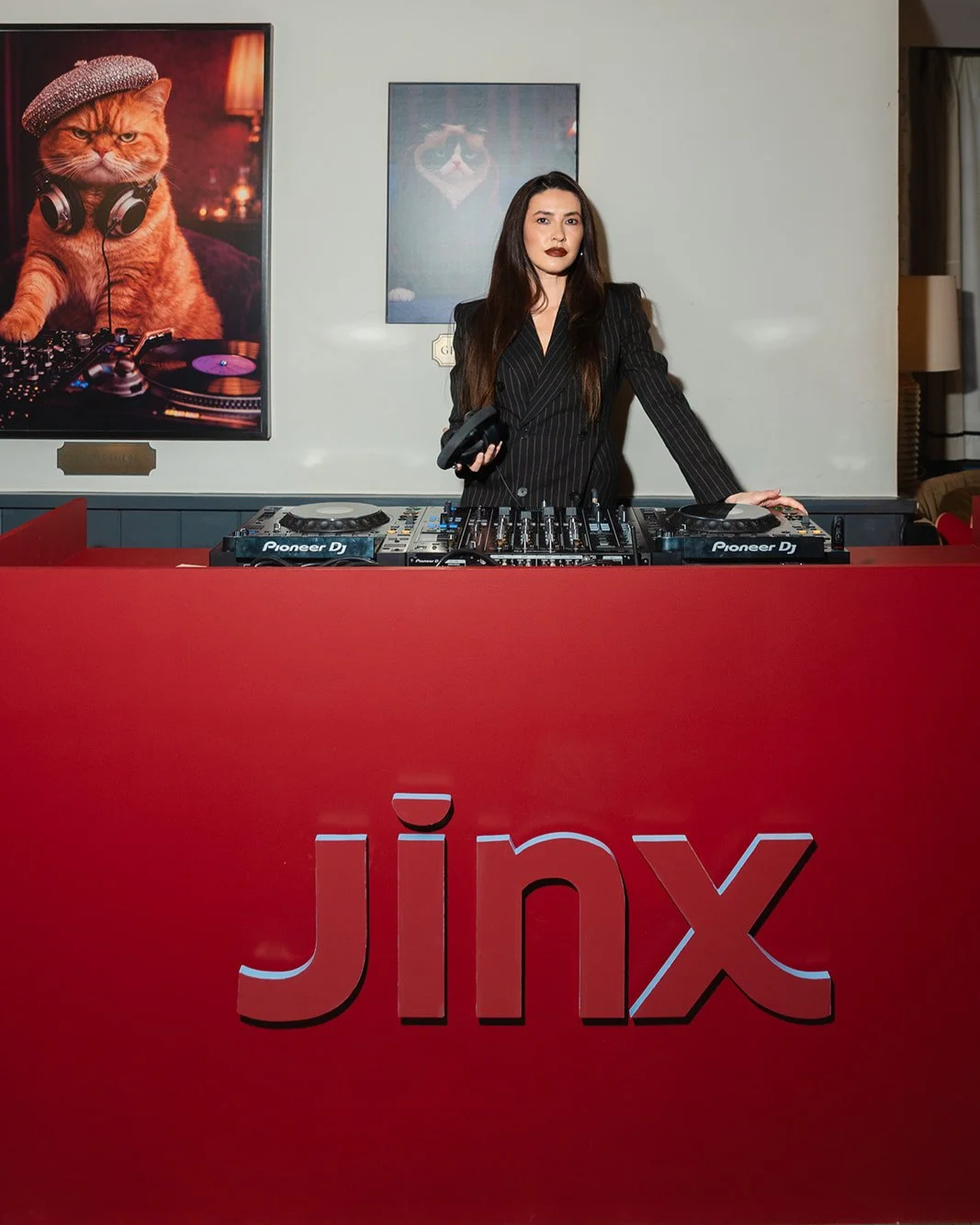 2026-0211_Middle-Grey-Studios_Sterling-Social_Jinx_Preview-034.JPG