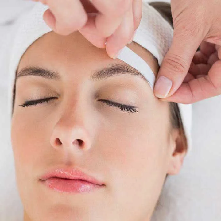 eyebrow_waxing_sq.jpg