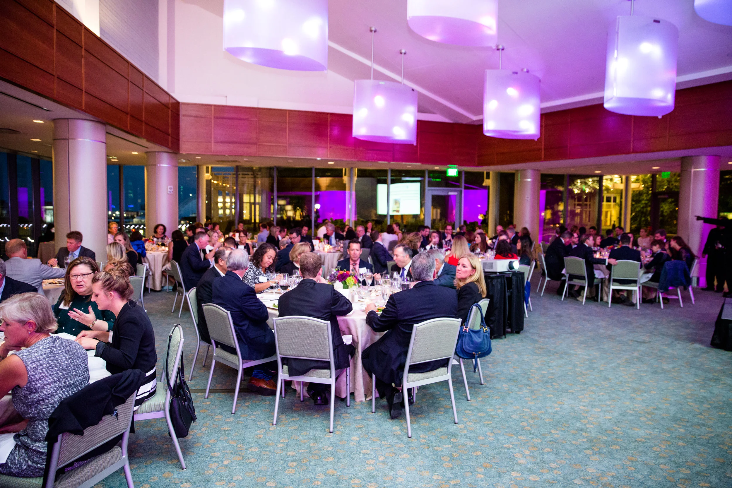 Malloy Events_corporate flowers_seaport hotel_boston_uplighting