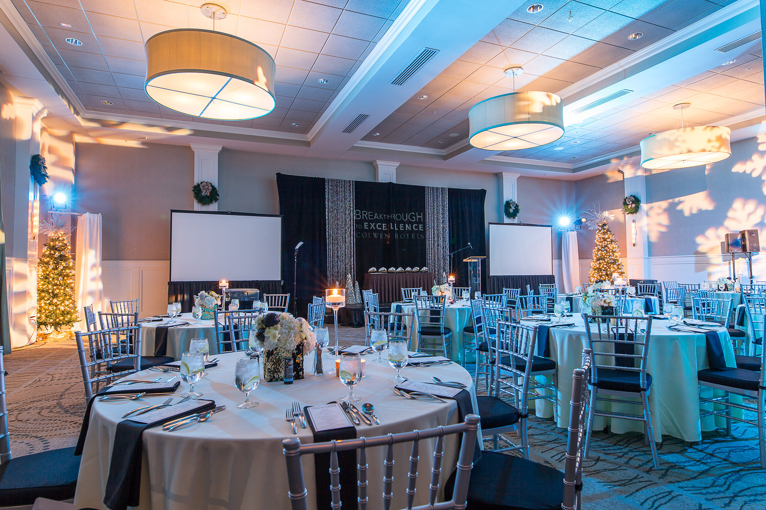 Colwen_Hotels_Awards_Dinner_Malloy_Events_Production_Lighting_Furnishing_Decor_Corporate