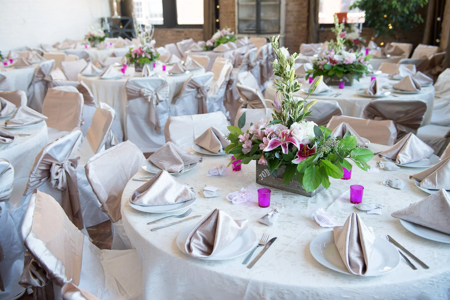 Chicago_Fulton_Market_Wedding (3 of 11).jpg