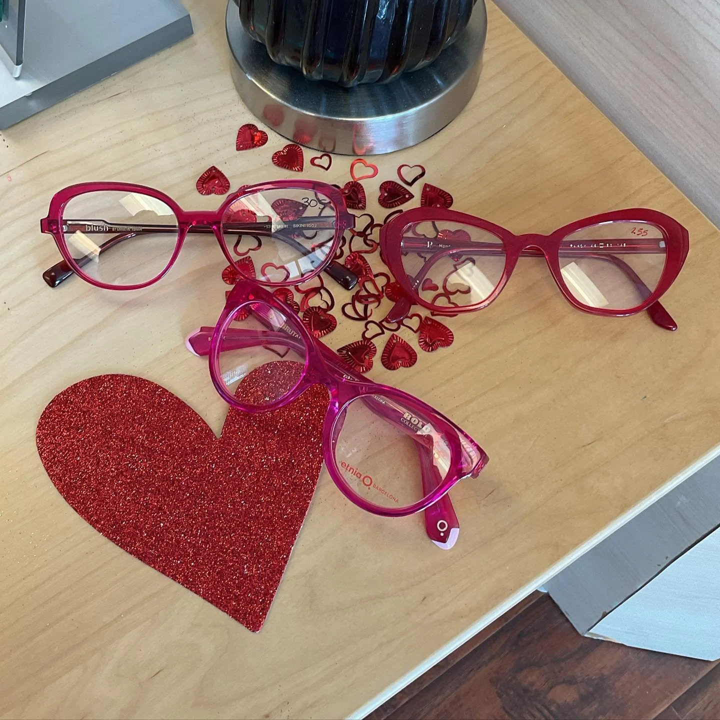 Happy Valentines to our lovely Bella Vision customers! Come by to check out some of our valentine colored glasses ! #valentines #glasses