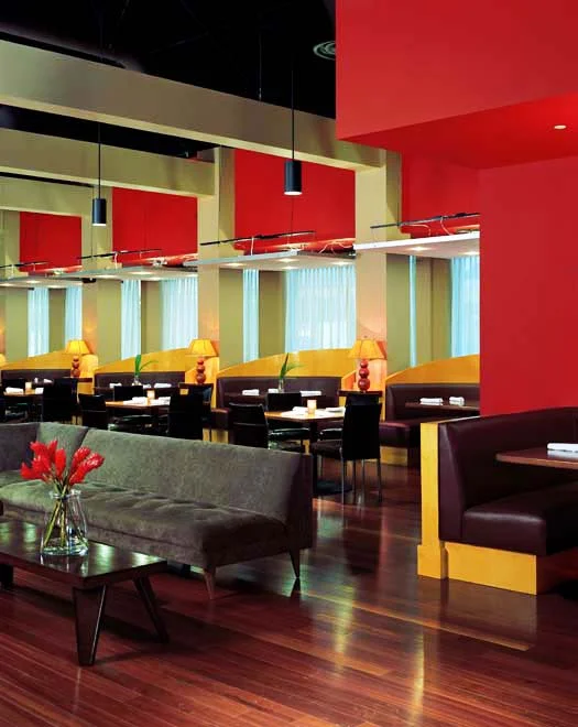 Restaurant_bright.jpg