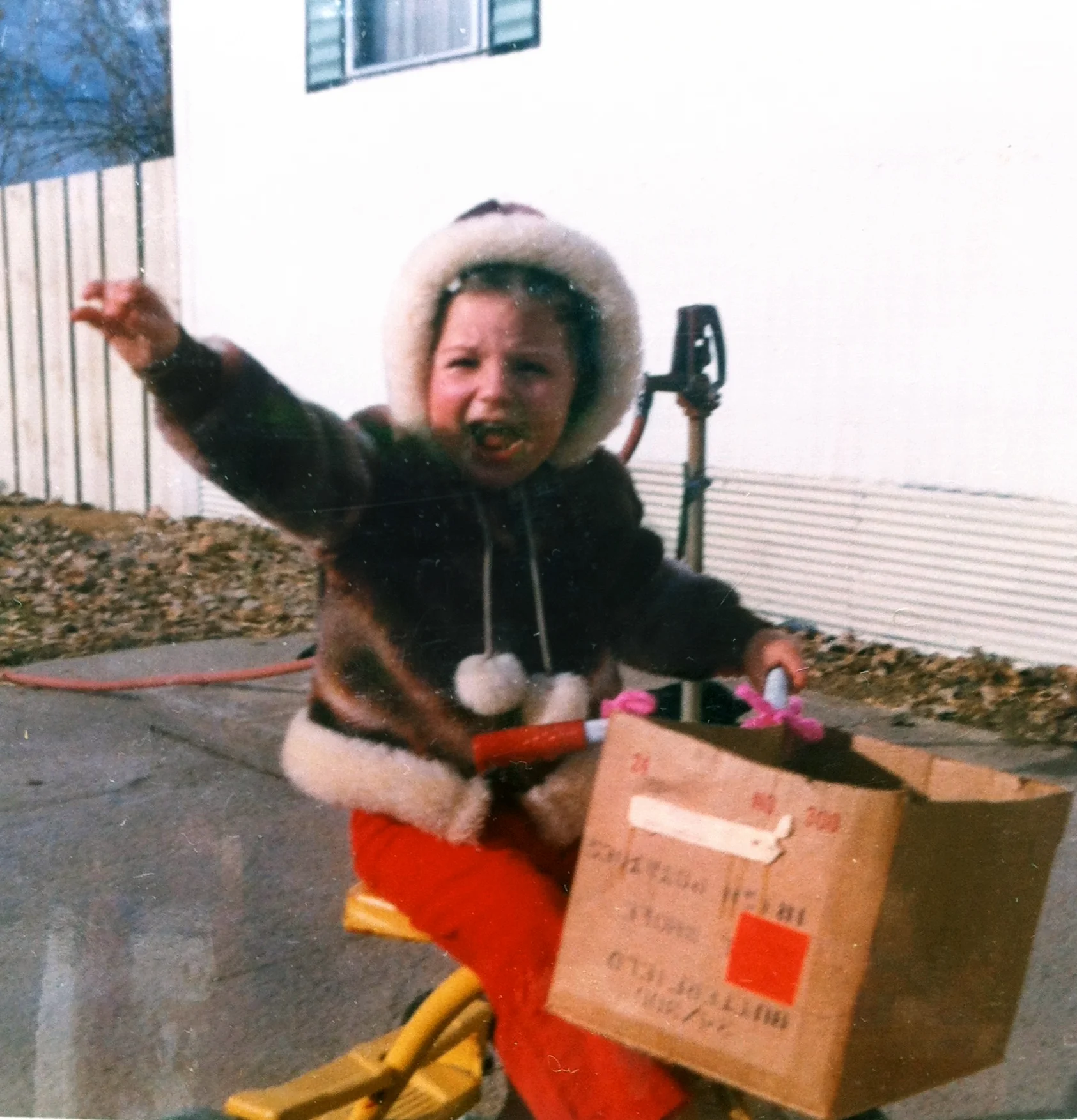 Awesome bike basket, mom!