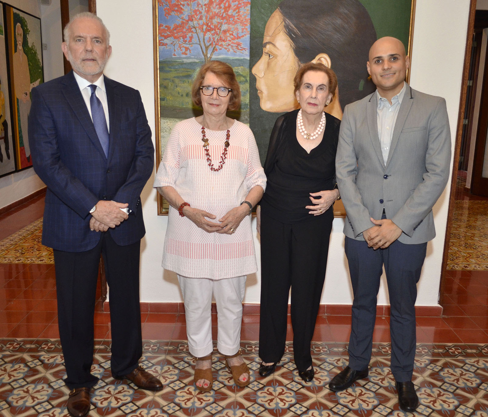 00 Foto Principal 1 George Manuel Hazoury Peña, Marianne de Tolentino, Elsa Peña de Hazoury  y Alex Martínez Suárez.jpg