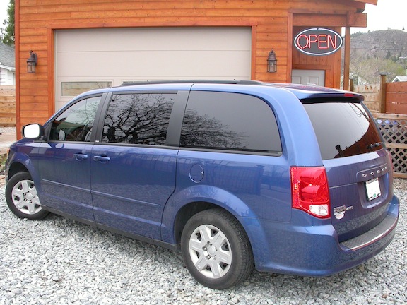 Dodge caravan.JPG