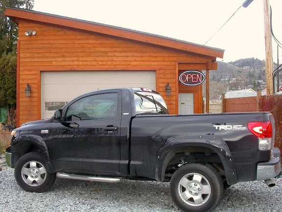 Toyota Tundra copy.JPG