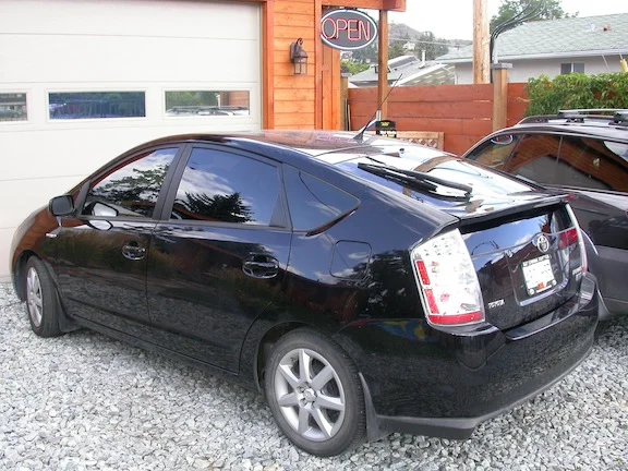 window tint prius.JPG