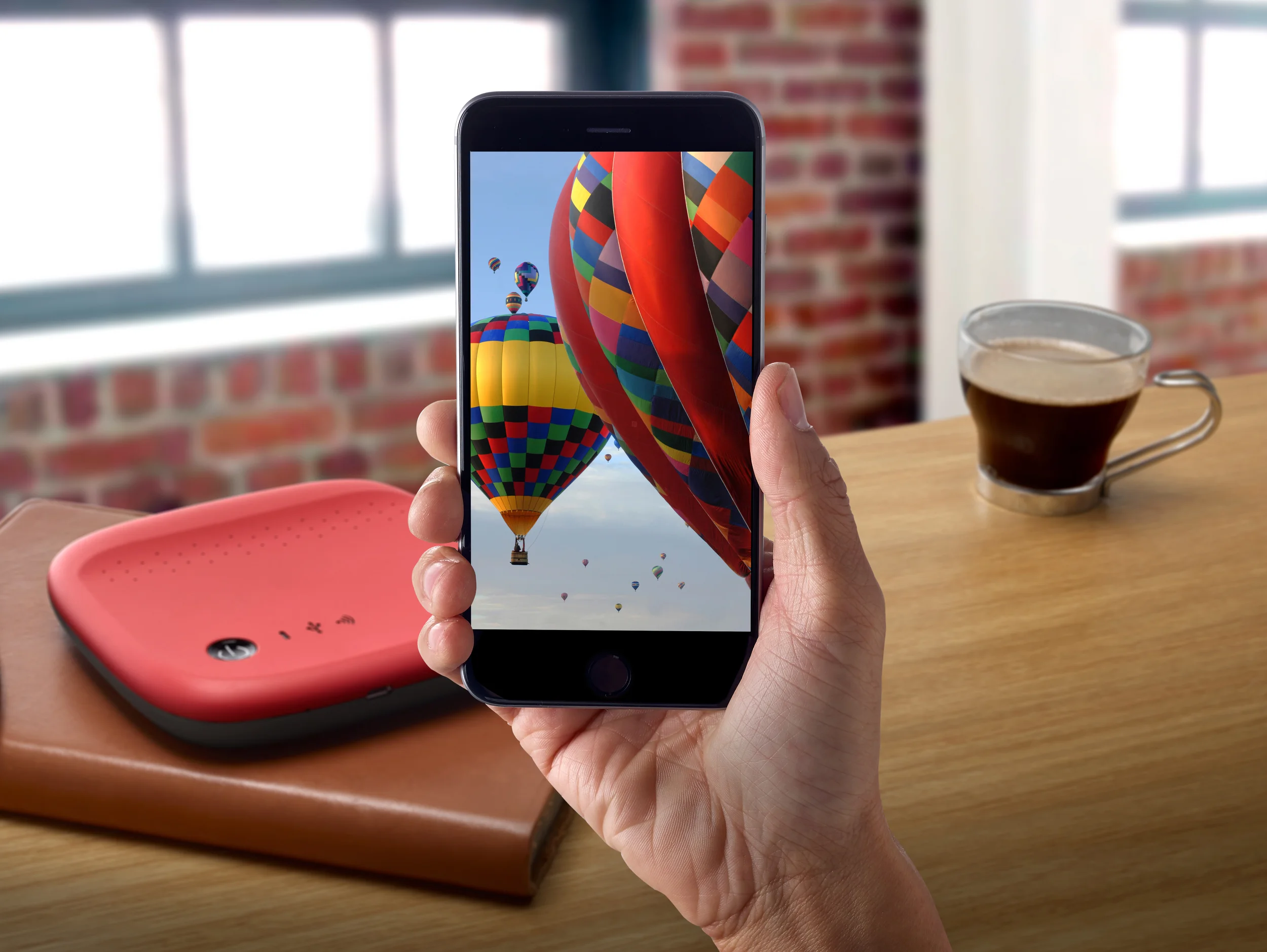 Wireless_Lifestyle_Red_w_Hands_F_hi-res.jpg