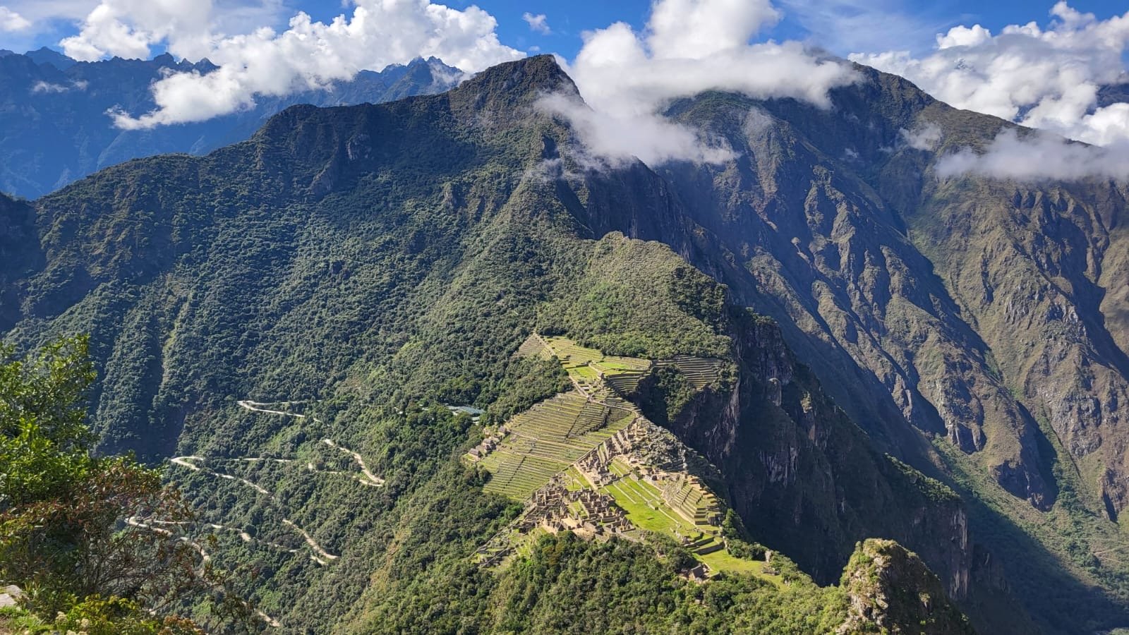 huayna_picchu_view1.JPG